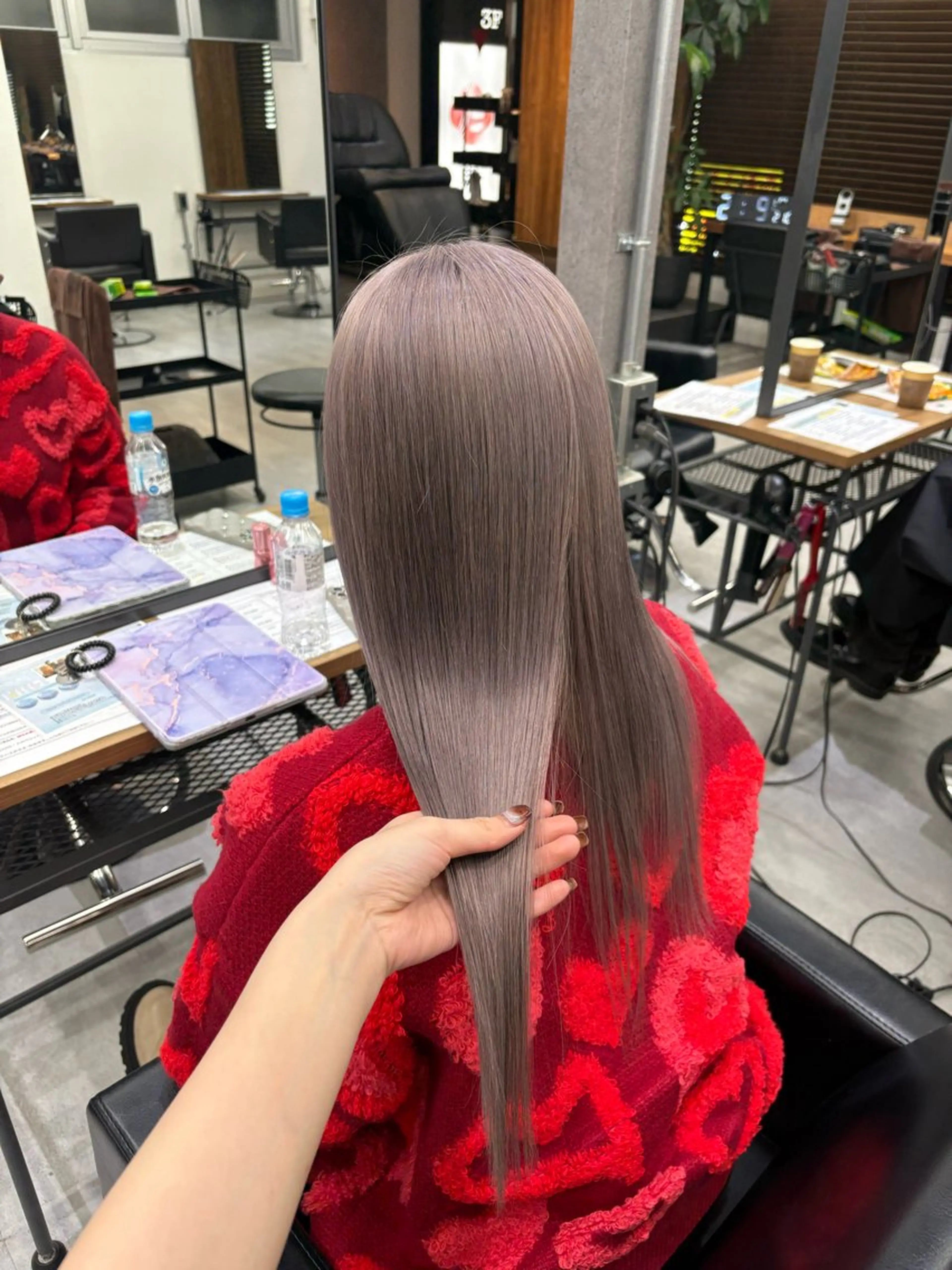 ロング カラー ブリーチ ヘアカラー トリートメント ENA💗NEXT /ハイトーンエクステのヘアスタイル
