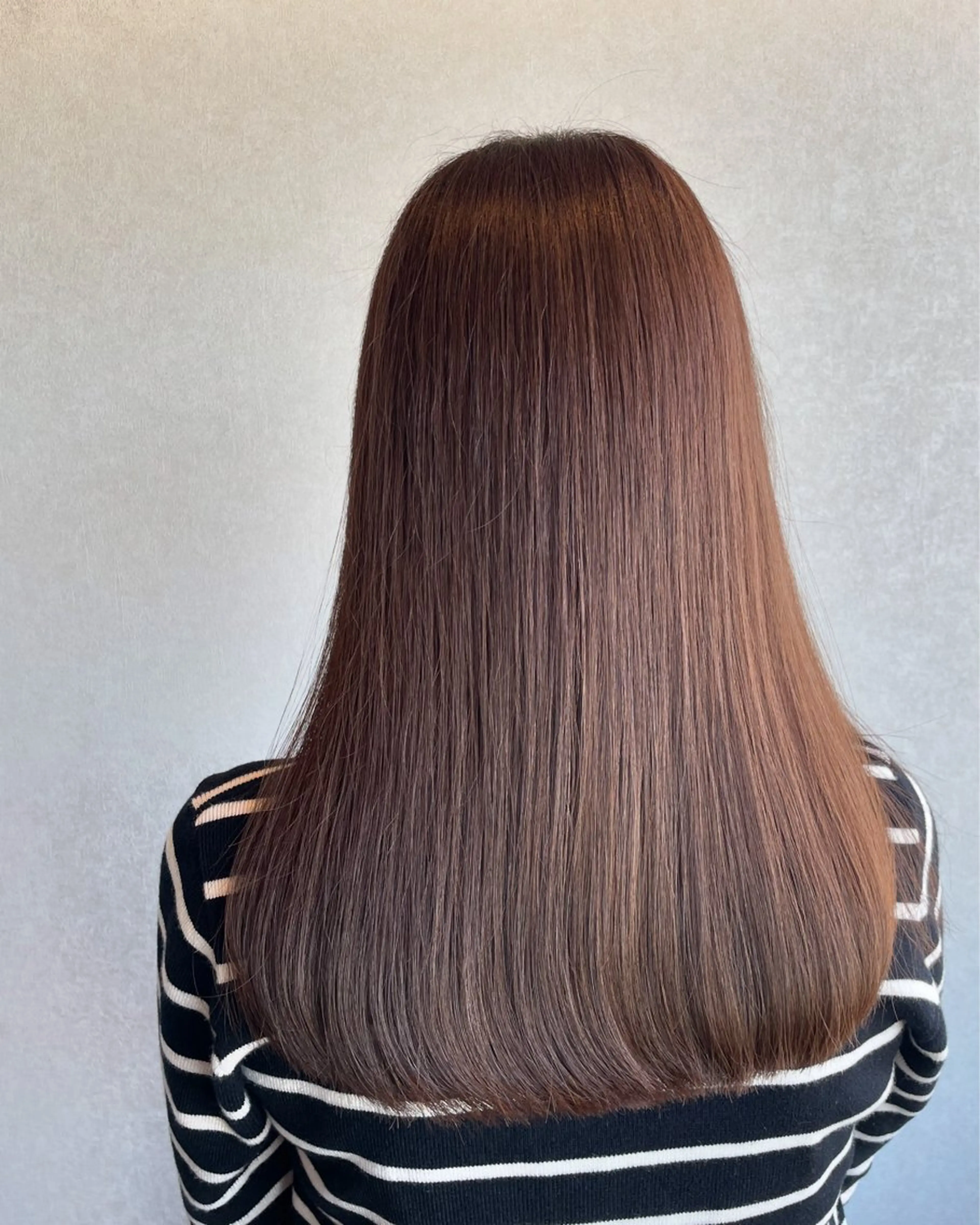 ロング アッシュ 美容室toiro所属・青山 結のヘアスタイル