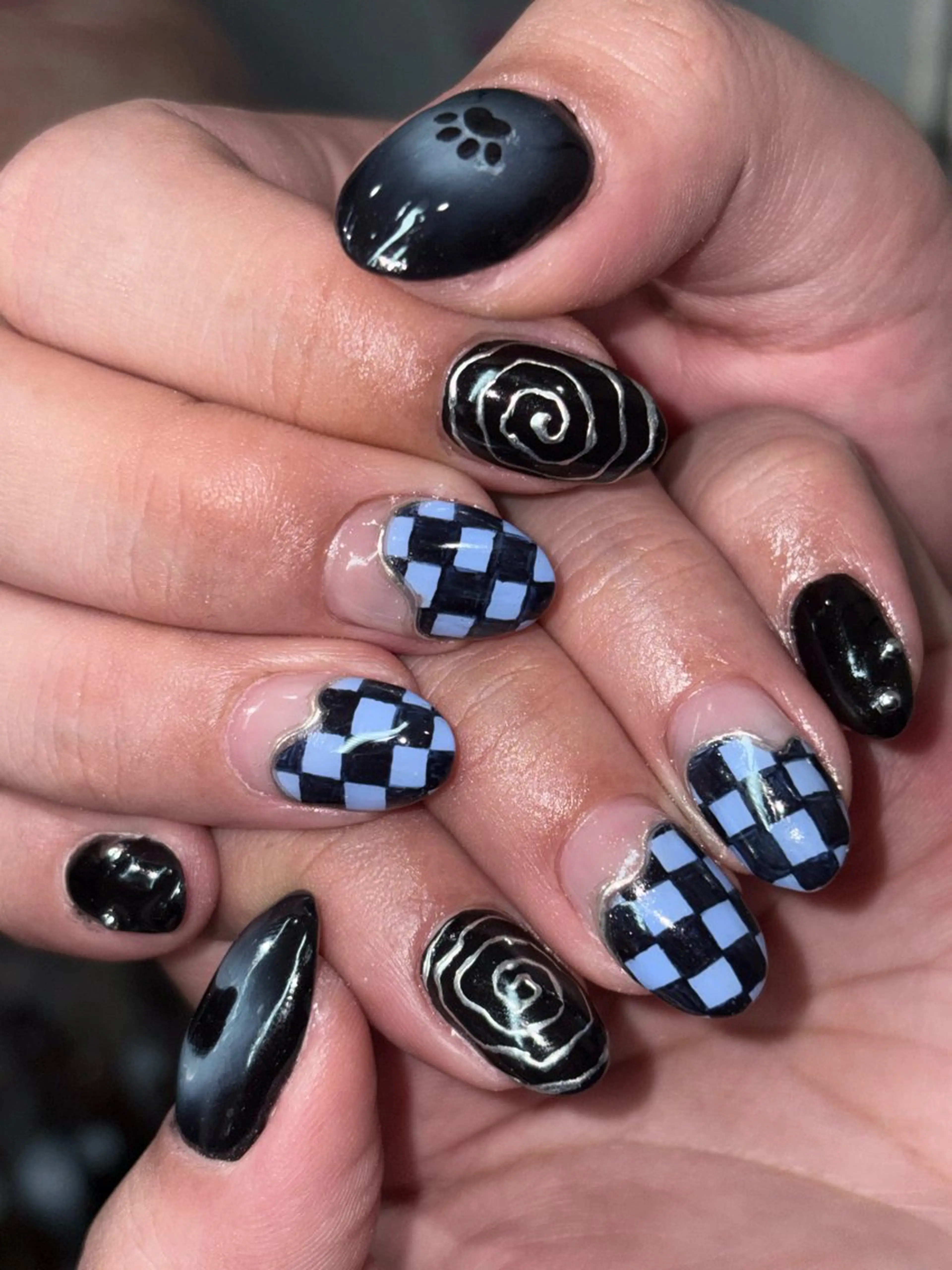 ネイル ハンドネイル NES NAIL所属・さゆり￤推しキャラ ￤ロングネイル🩷のネイルデザイン