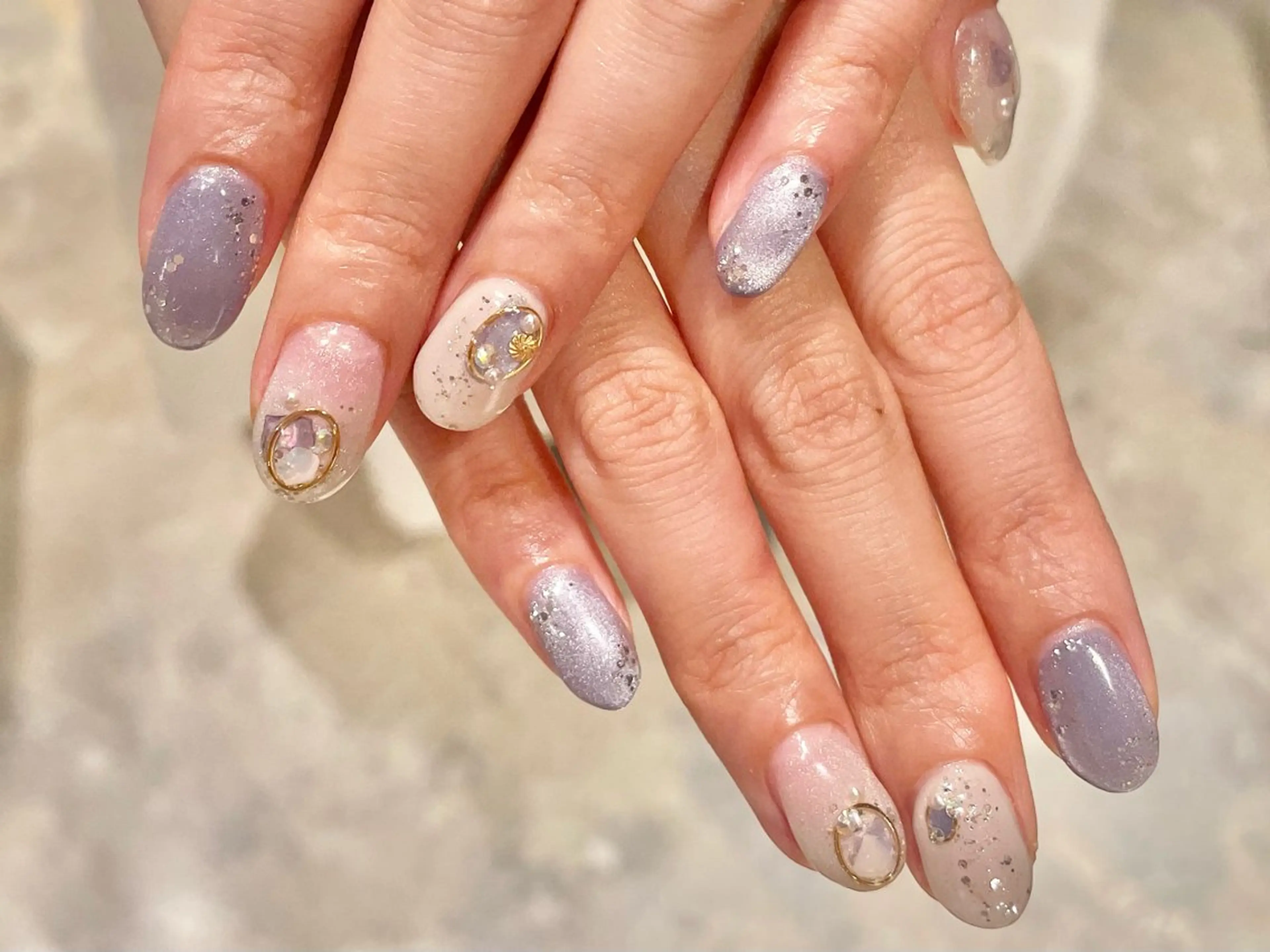 ネイル biene 鴨下愛美のネイルデザイン