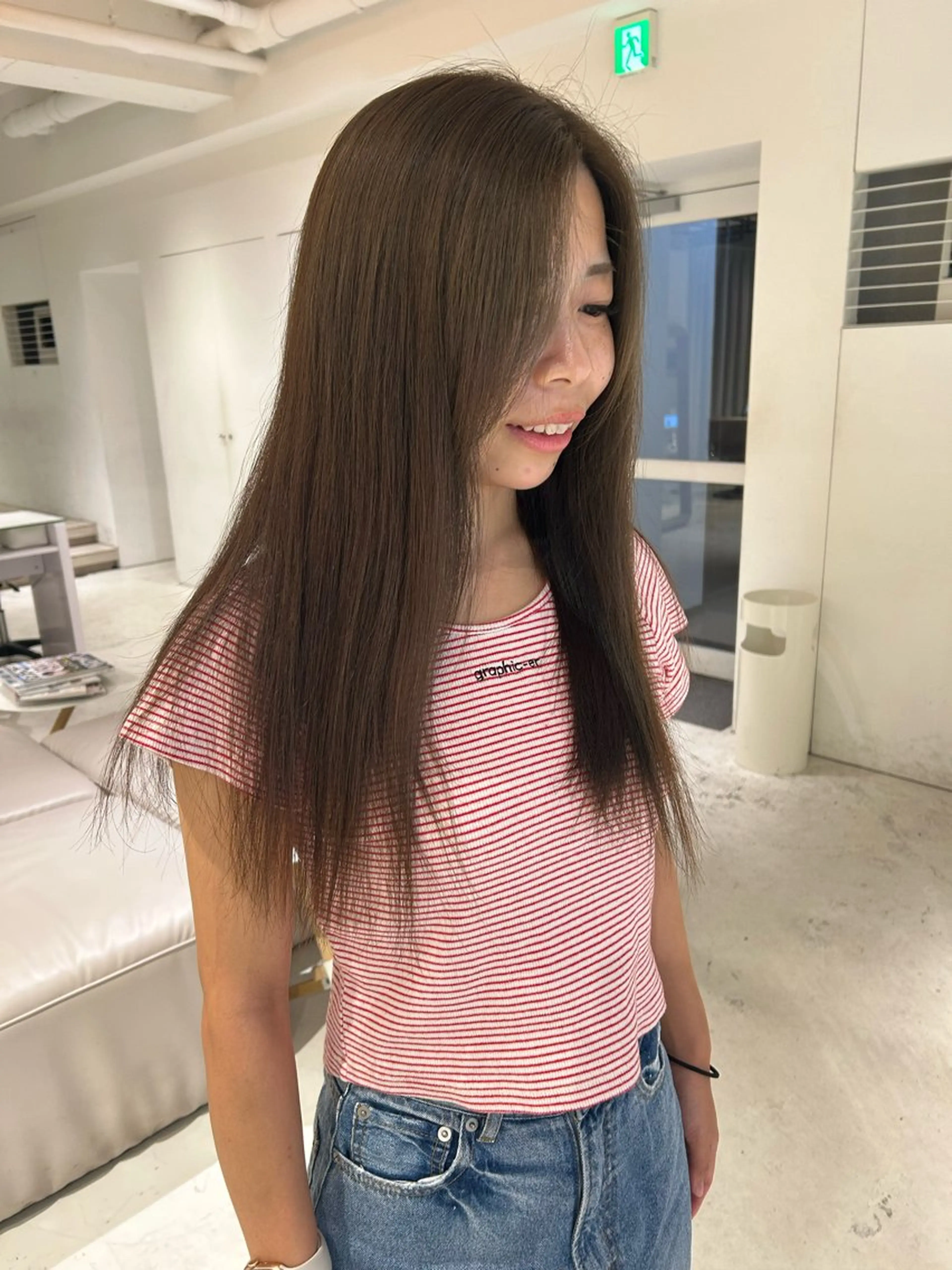 ロング カラー ベージュカラー オリーブベージュ ヘアカラー トリートメント 透明感カラー🫧 nanohaのヘアスタイル