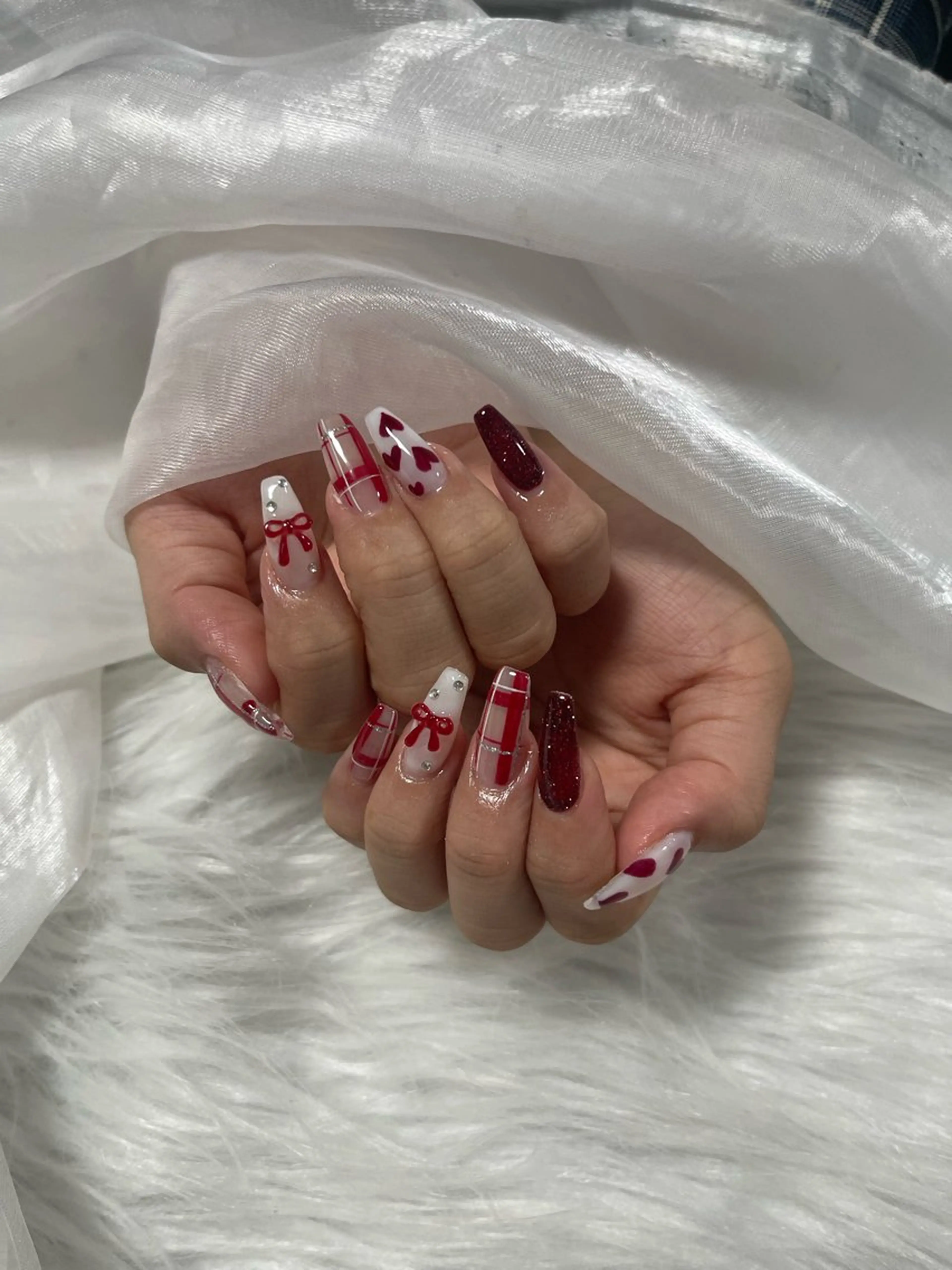 ネイル オーロラネイル クリアネイル フラッシュネイル ジェルネイル グラデーション ハンドネイル Kitty Nailのネイルデザイン