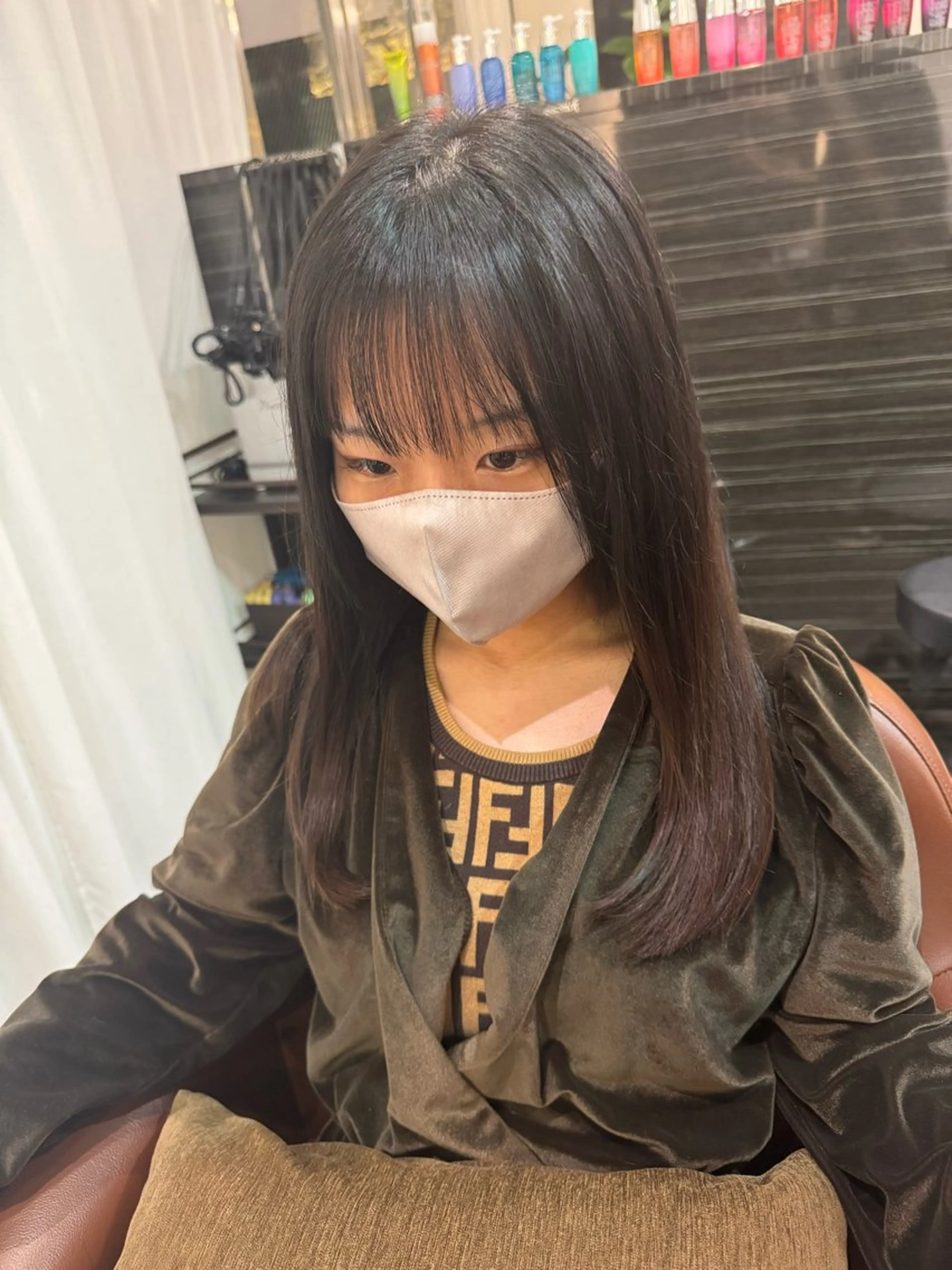 セミロング カット gimmick自由が丘所属・自由が丘/駅近/艶髪 /骨格補正/土屋優希のヘアスタイル