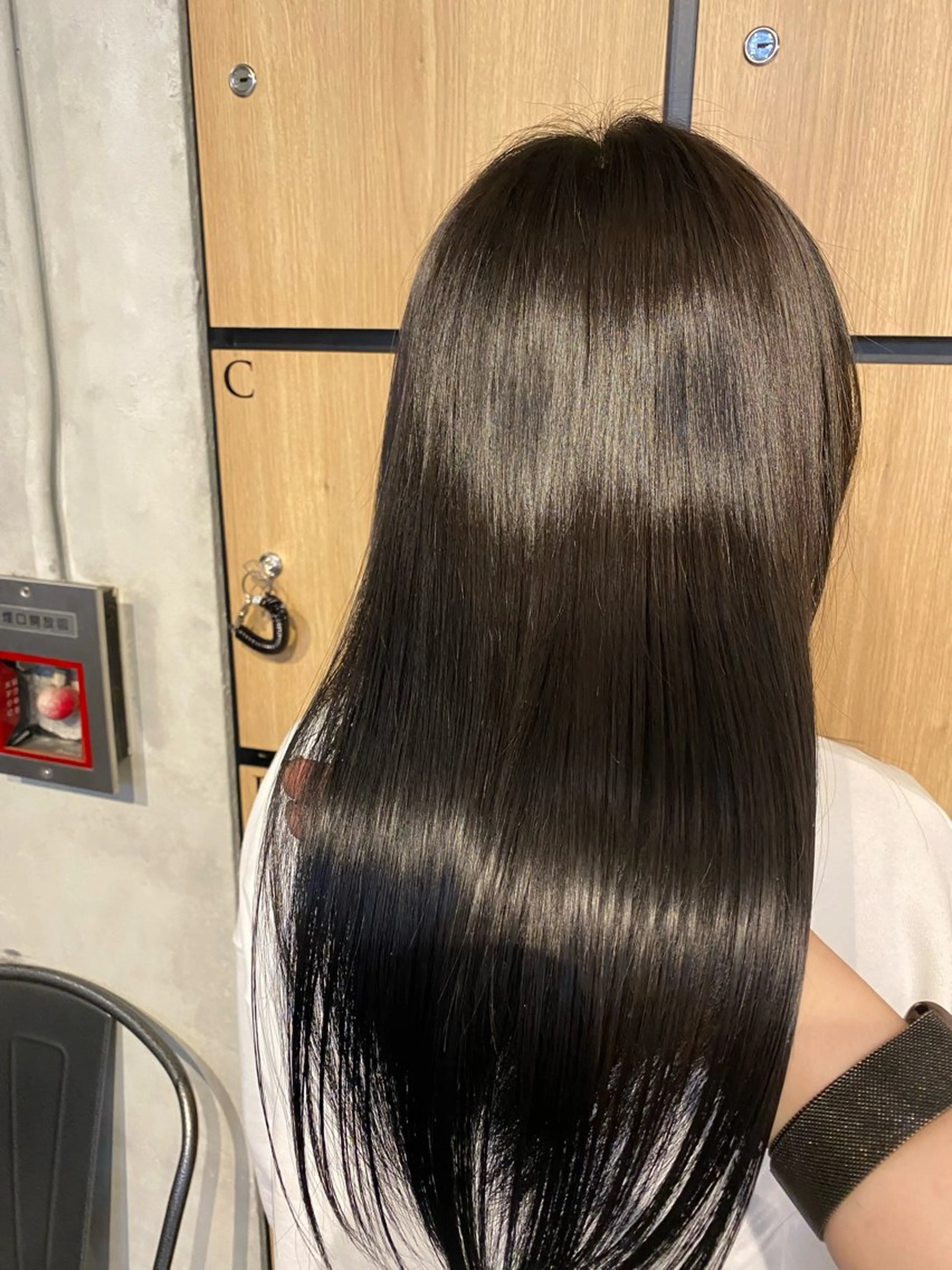 セミロング 縮毛矯正 Jewel  Box東梅田所属・髪質改善サロン 梅田/ヨナミネのヘアスタイル