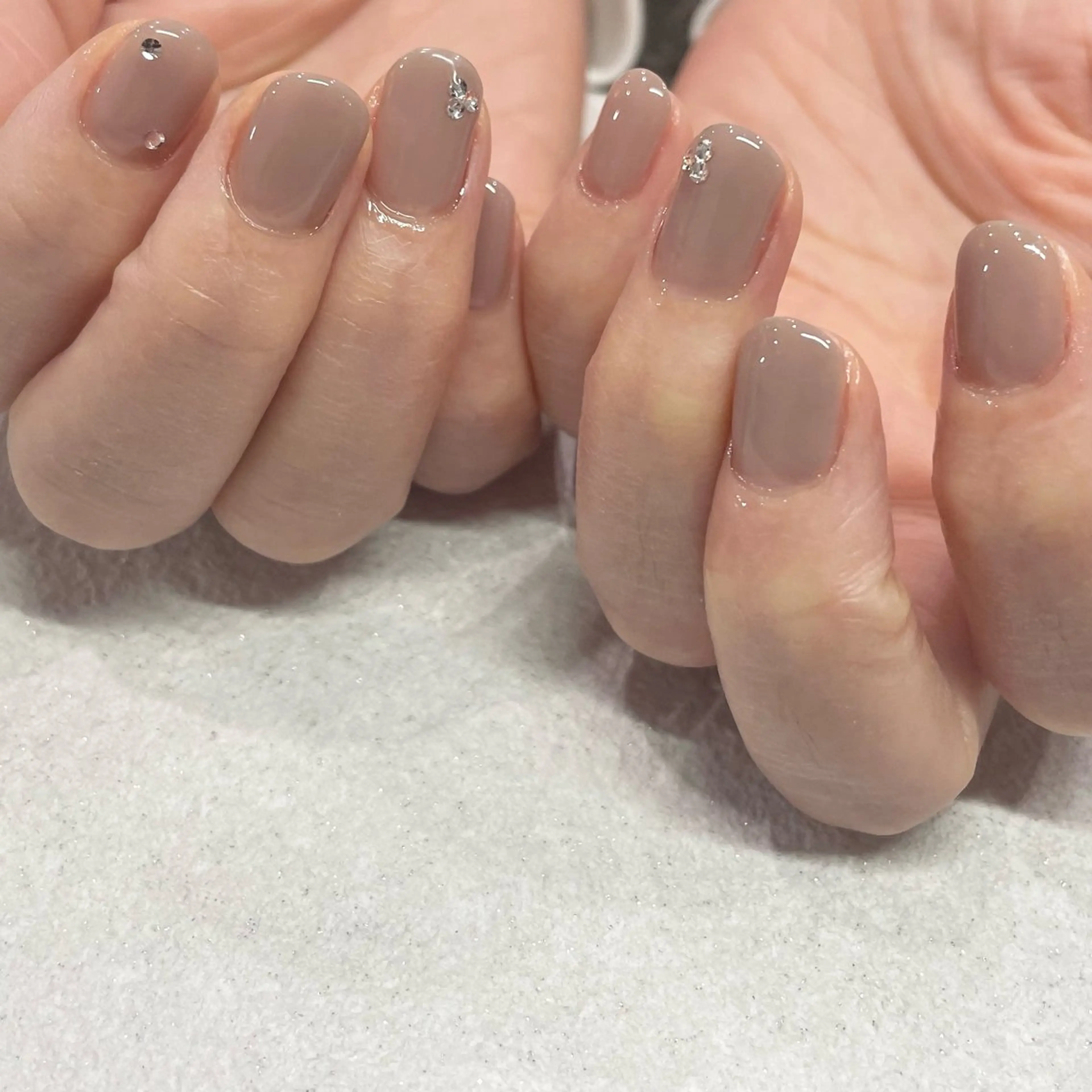 ネイル ハンドネイル ハンドケア パラジェルサロン 大人女性が通うサロンのネイルデザイン