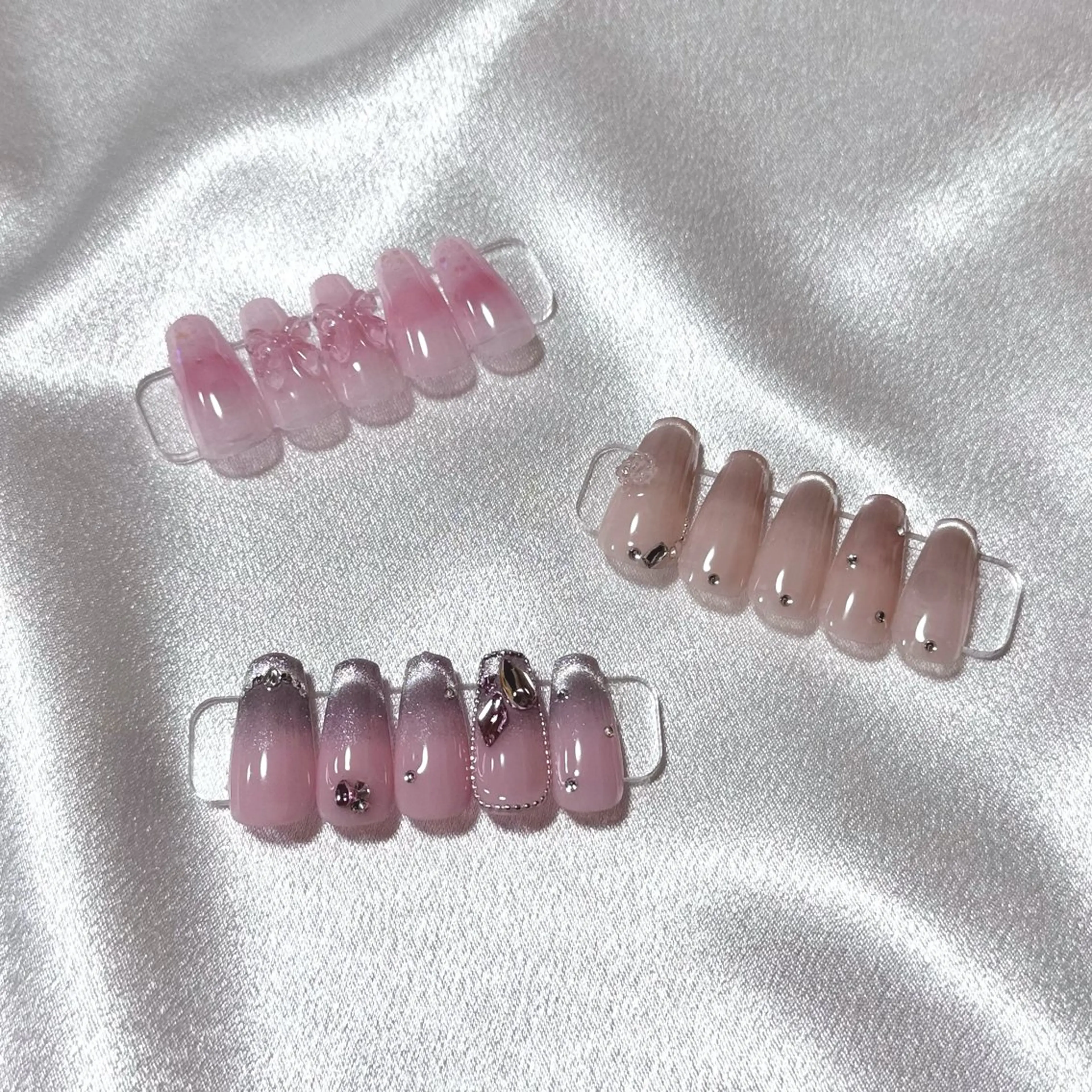 (オフ無し)チーク/マググラ/マグフレンチ🍒の写真