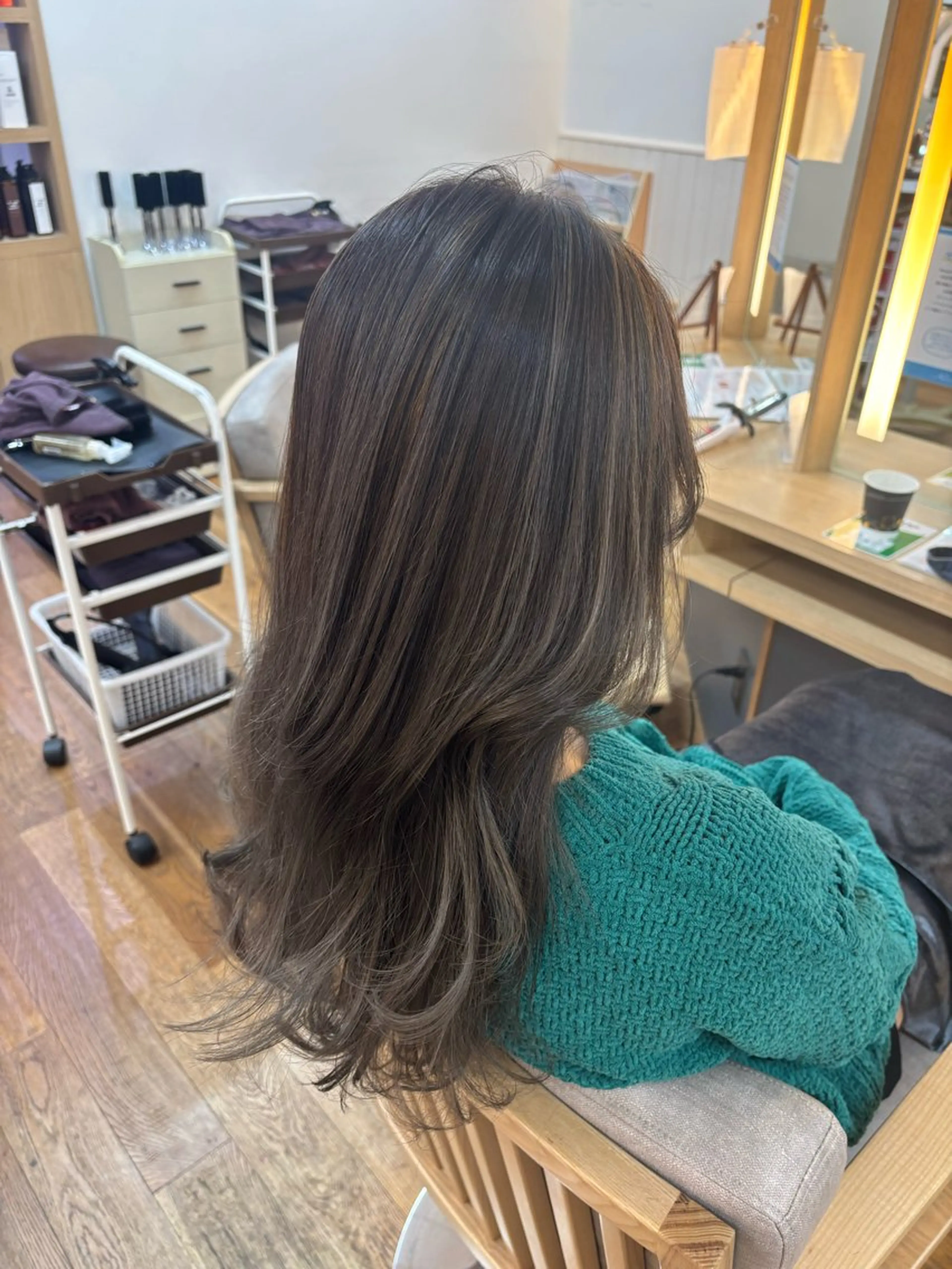 ロング カラー ヘアアレンジ ハイライトカラー ハイライト ヘアカラー 韓国ヘア sasugaのヘアスタイル