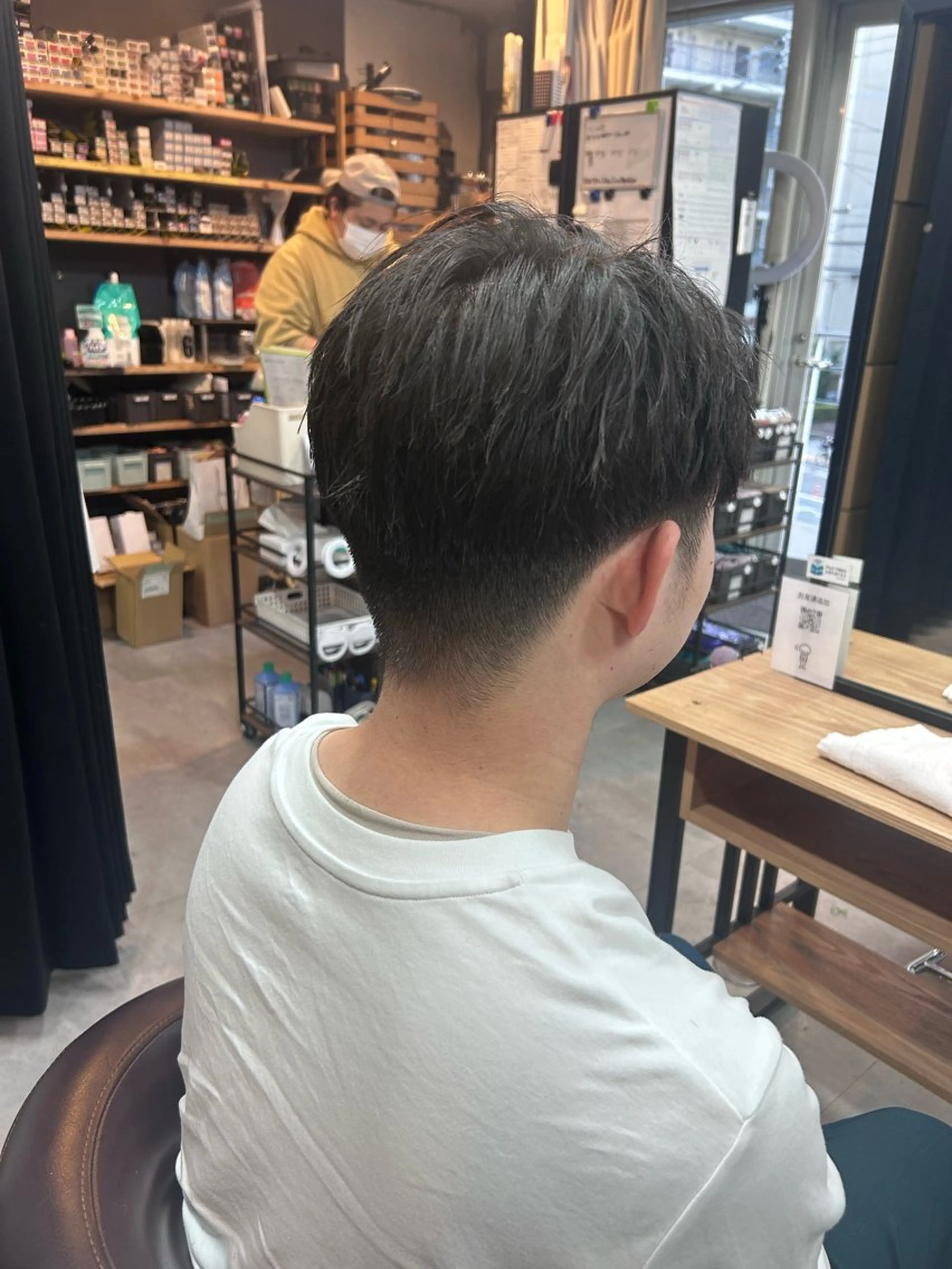 メンズ ハイトーン×艶カラー 🤍MIZUKIのヘアスタイル