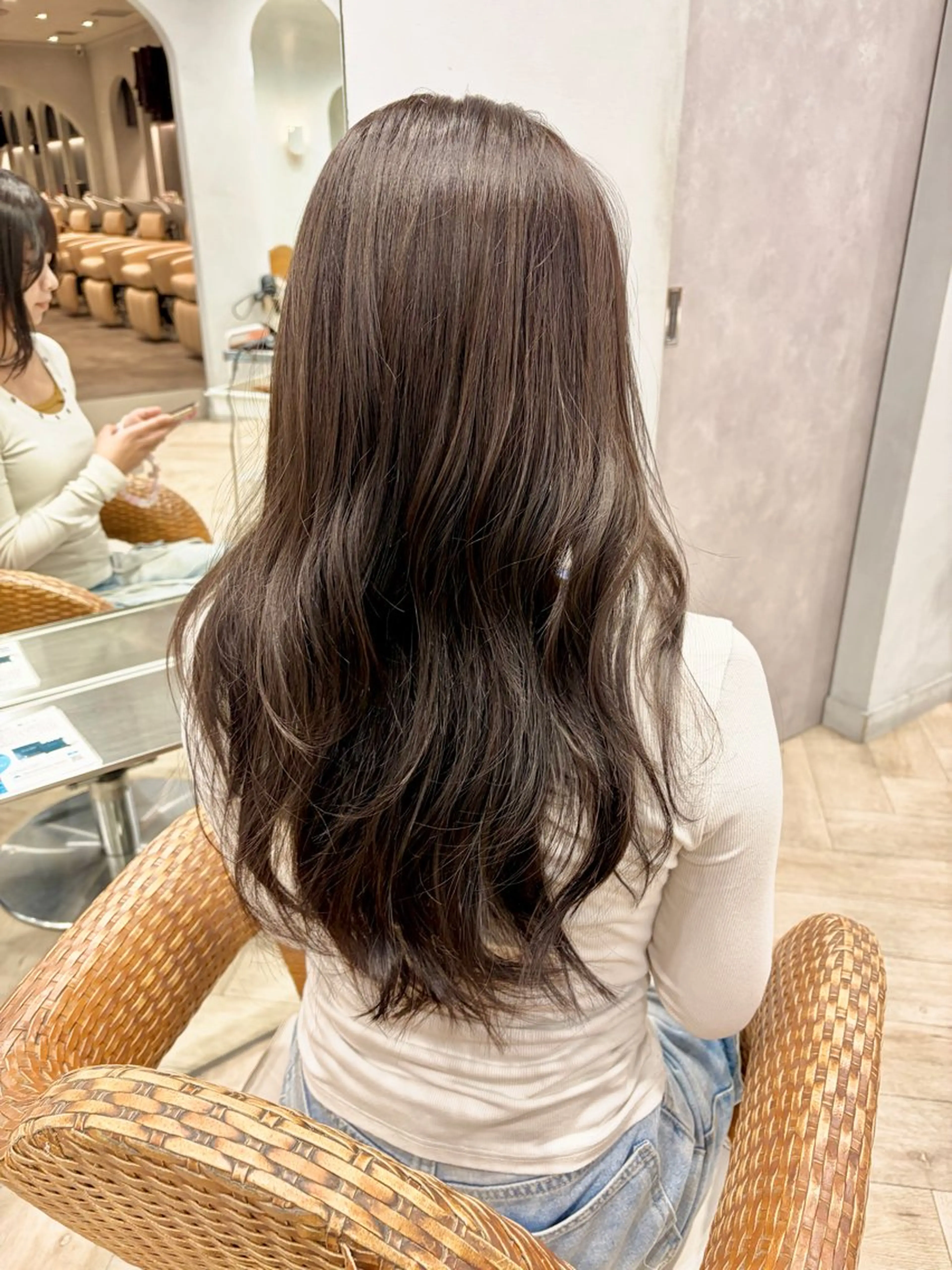 ロング hayato/透明感 カラー/グレージュのヘアスタイル