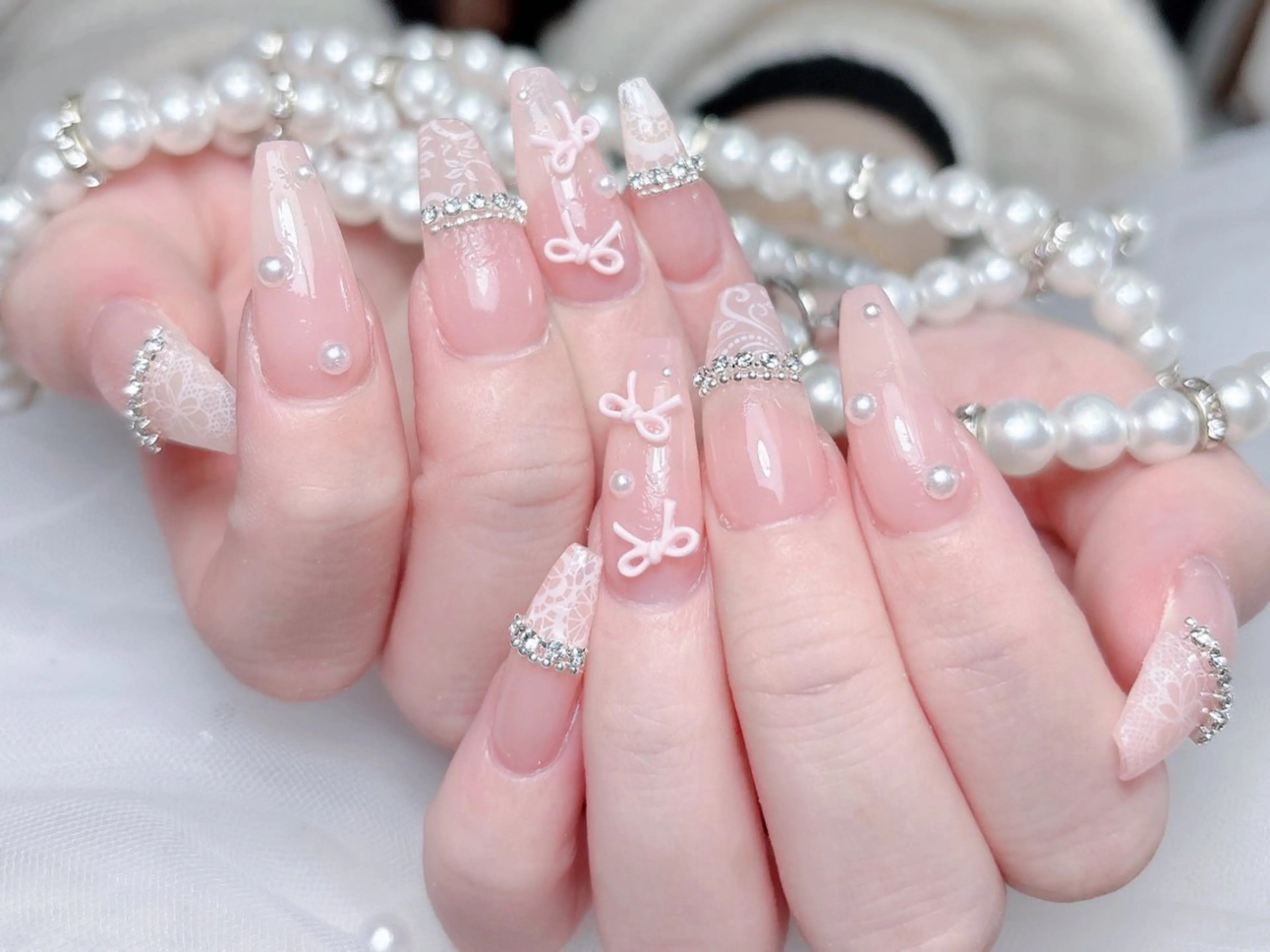 ネイル キラキラネイル スカルプネイル ハンドネイル MoMoA Nail ネイル長さ出し専門店のネイルデザイン