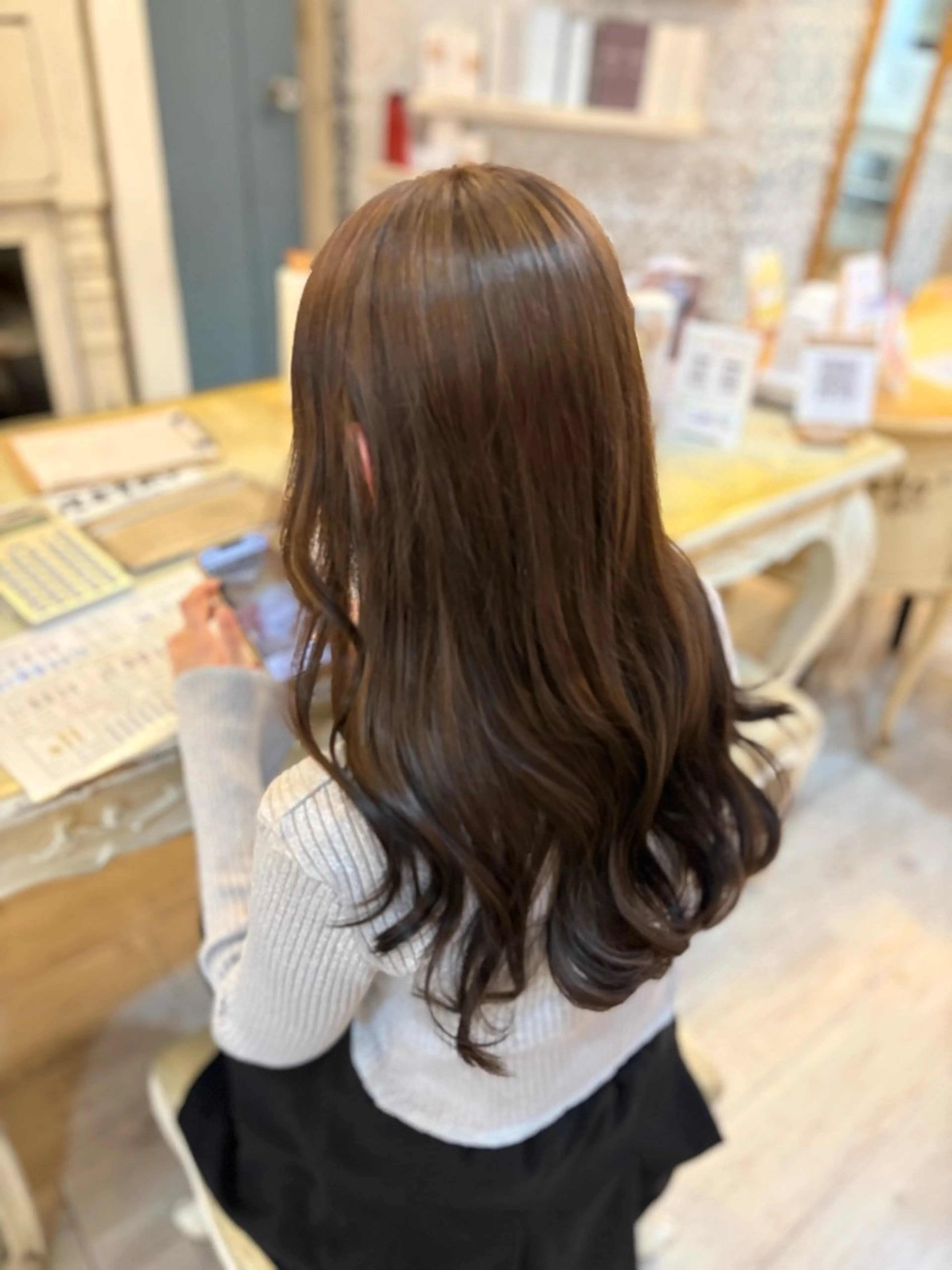 ロング カラー やまもと かのんのヘアスタイル