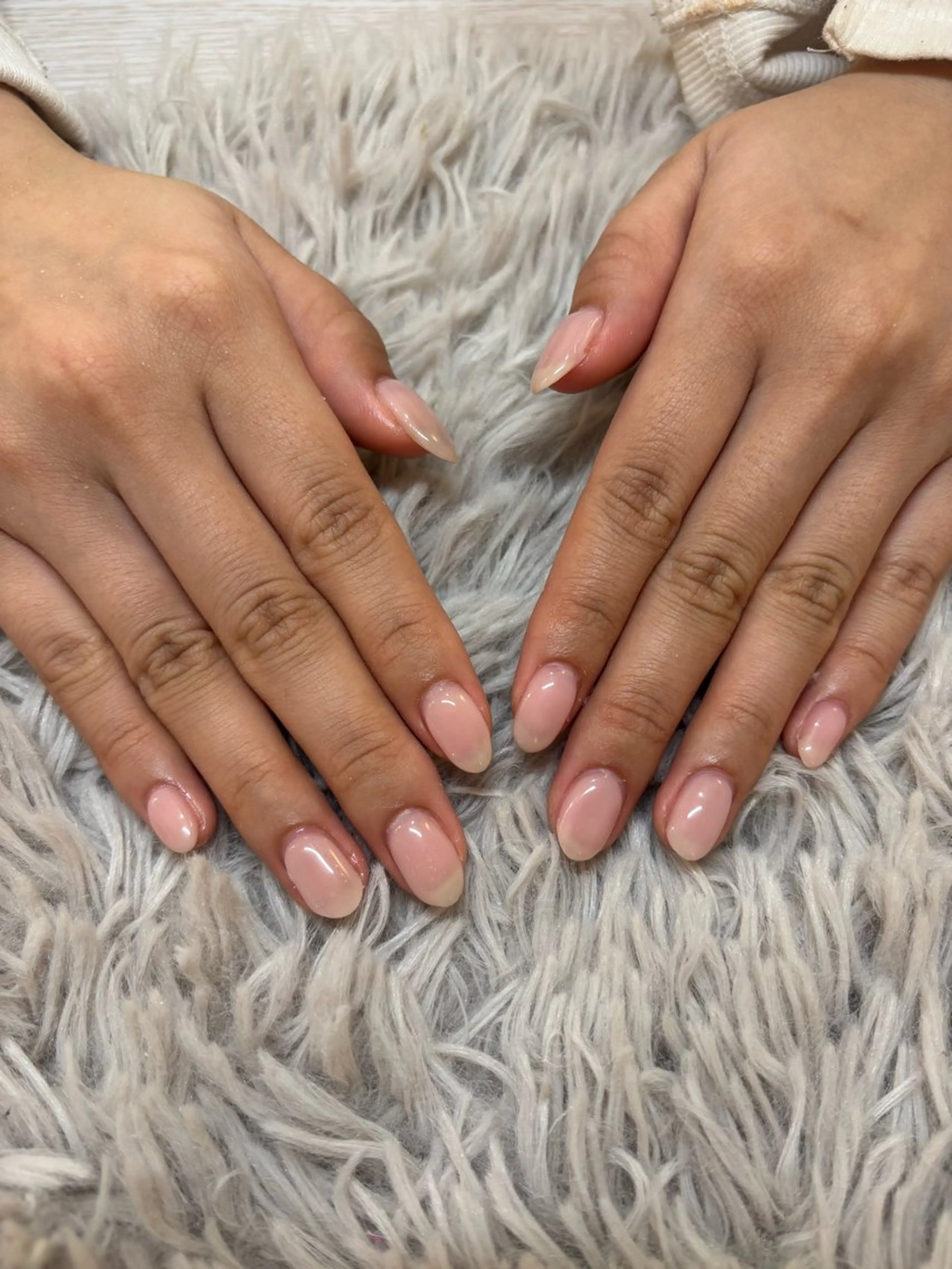 ネイル ワンカラーネイル 伊藤 いちごのネイルデザイン