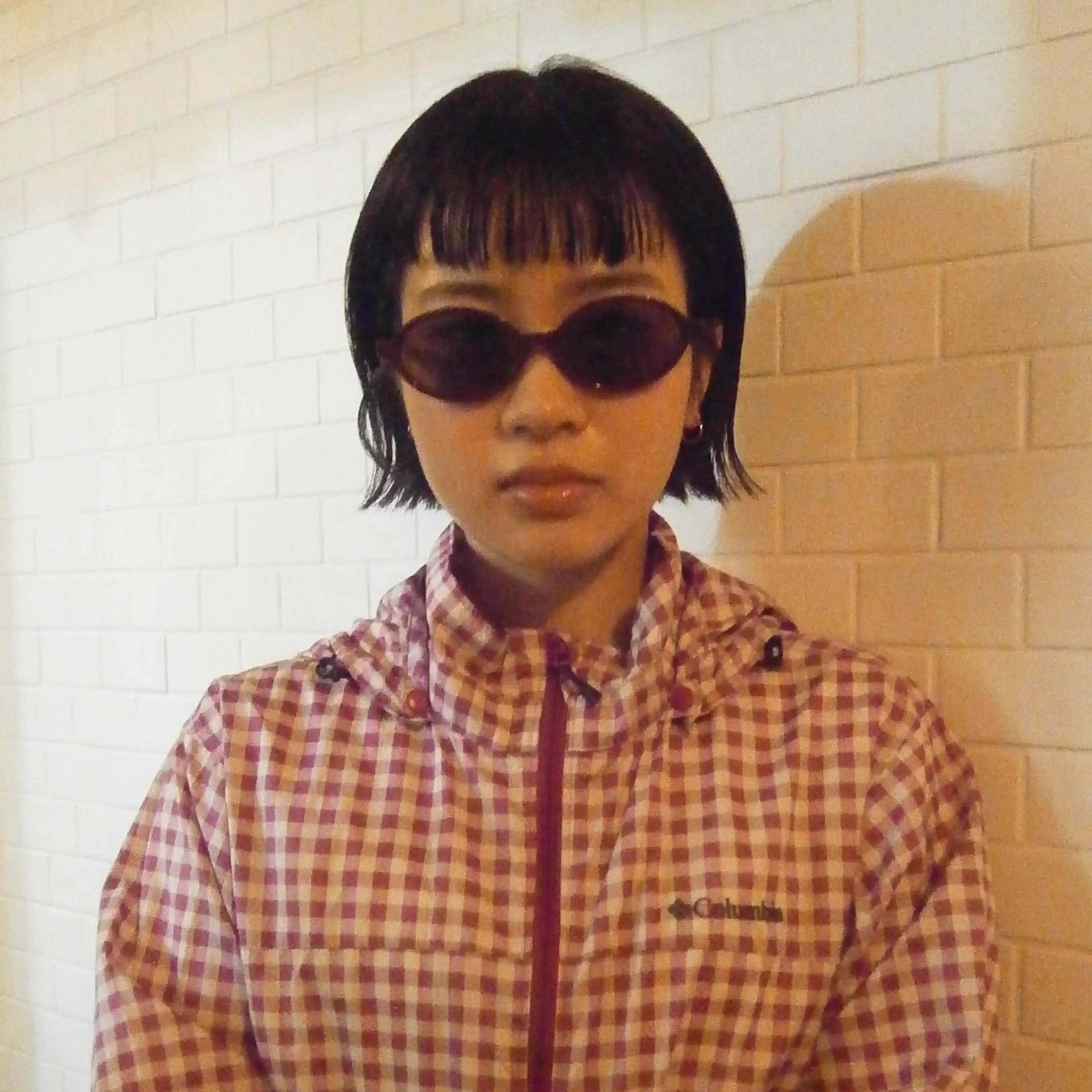 ショート ボブ オン眉 レイヤー/ベージュ mikuのヘアスタイル