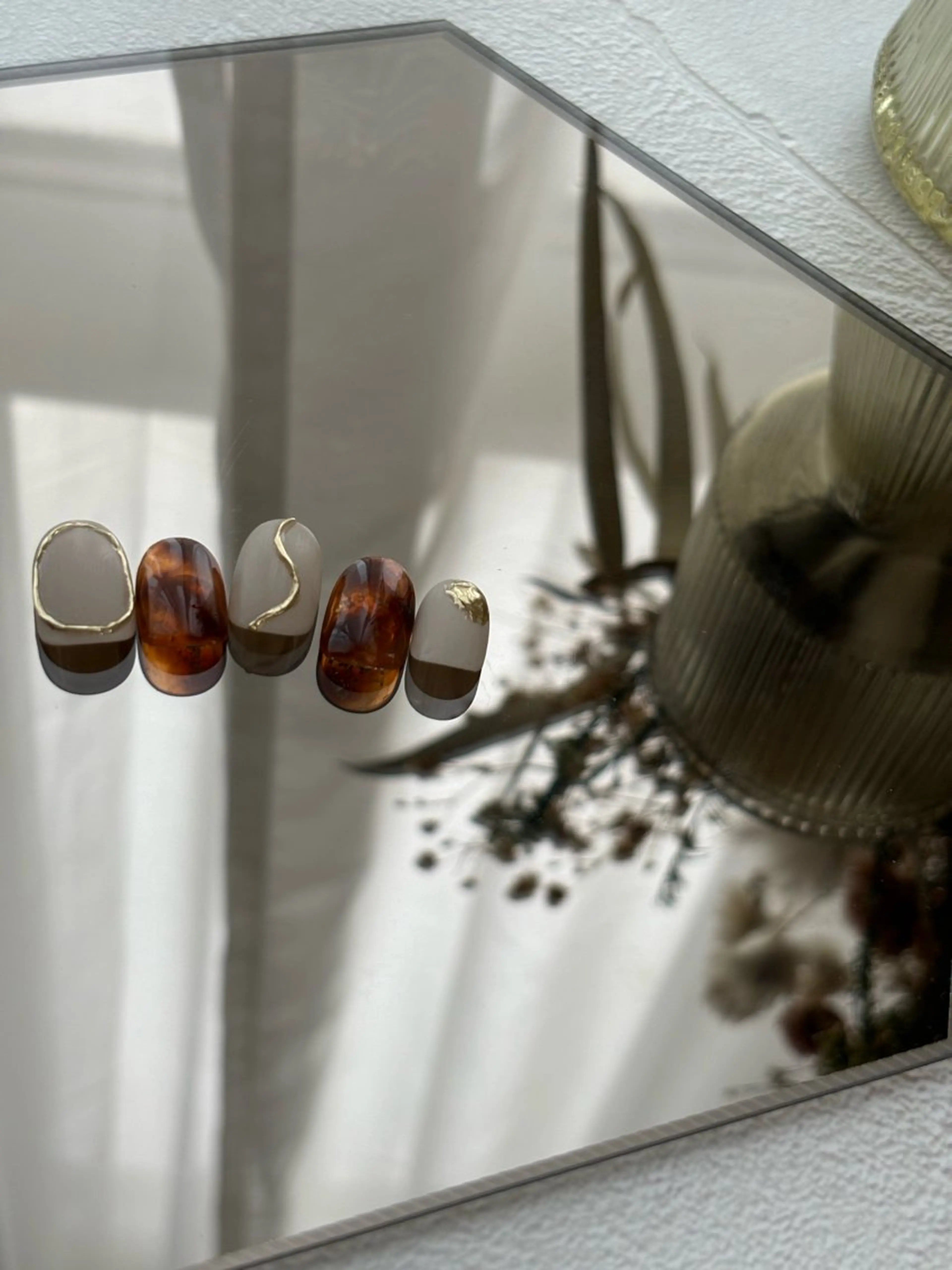 ネイル べっ甲ネイル nail salon runoのネイルデザイン