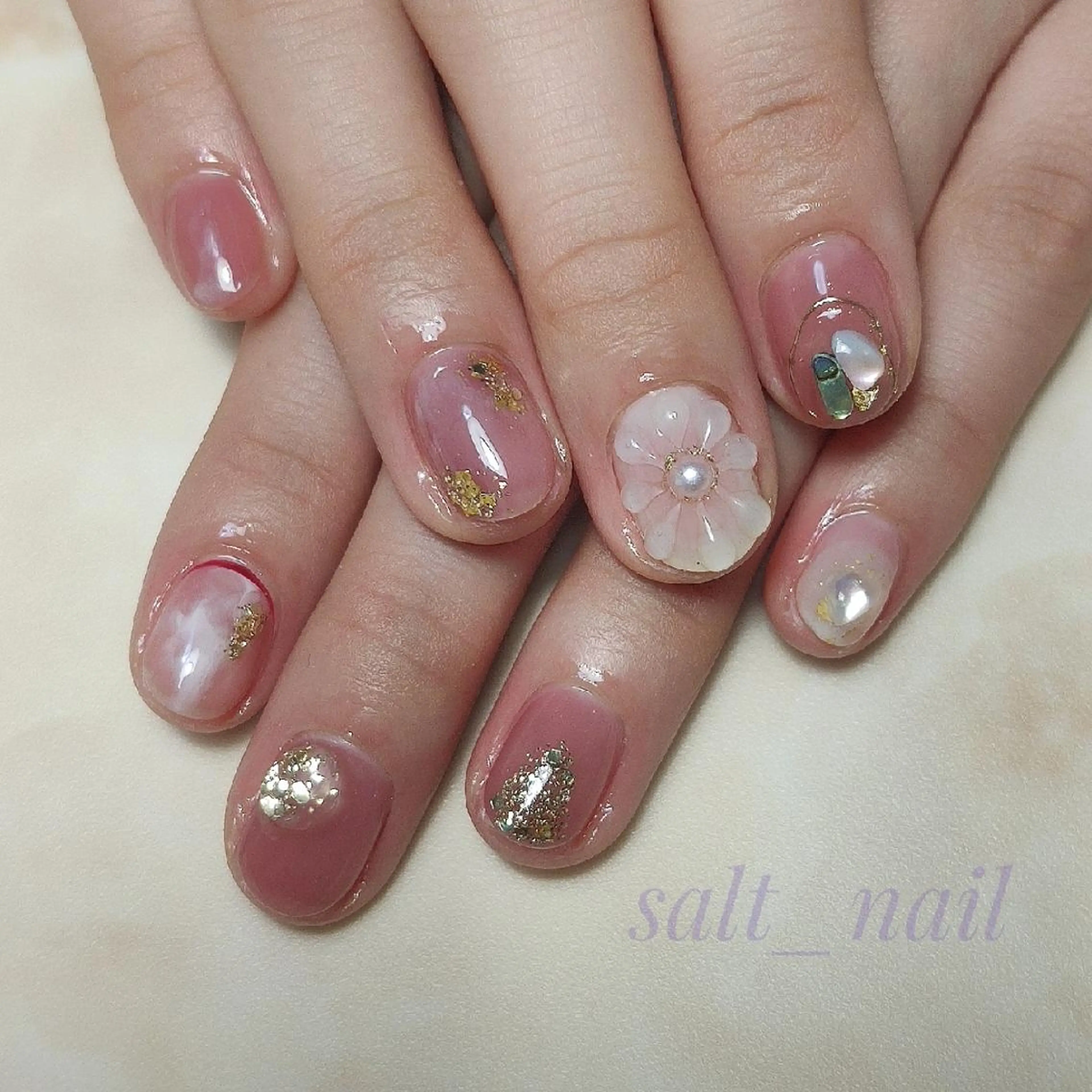 ネイル フラワーネイル ニュアンスネイル ぷっくりネイル ハンドネイル 個人サロン saltnailのネイルデザイン
