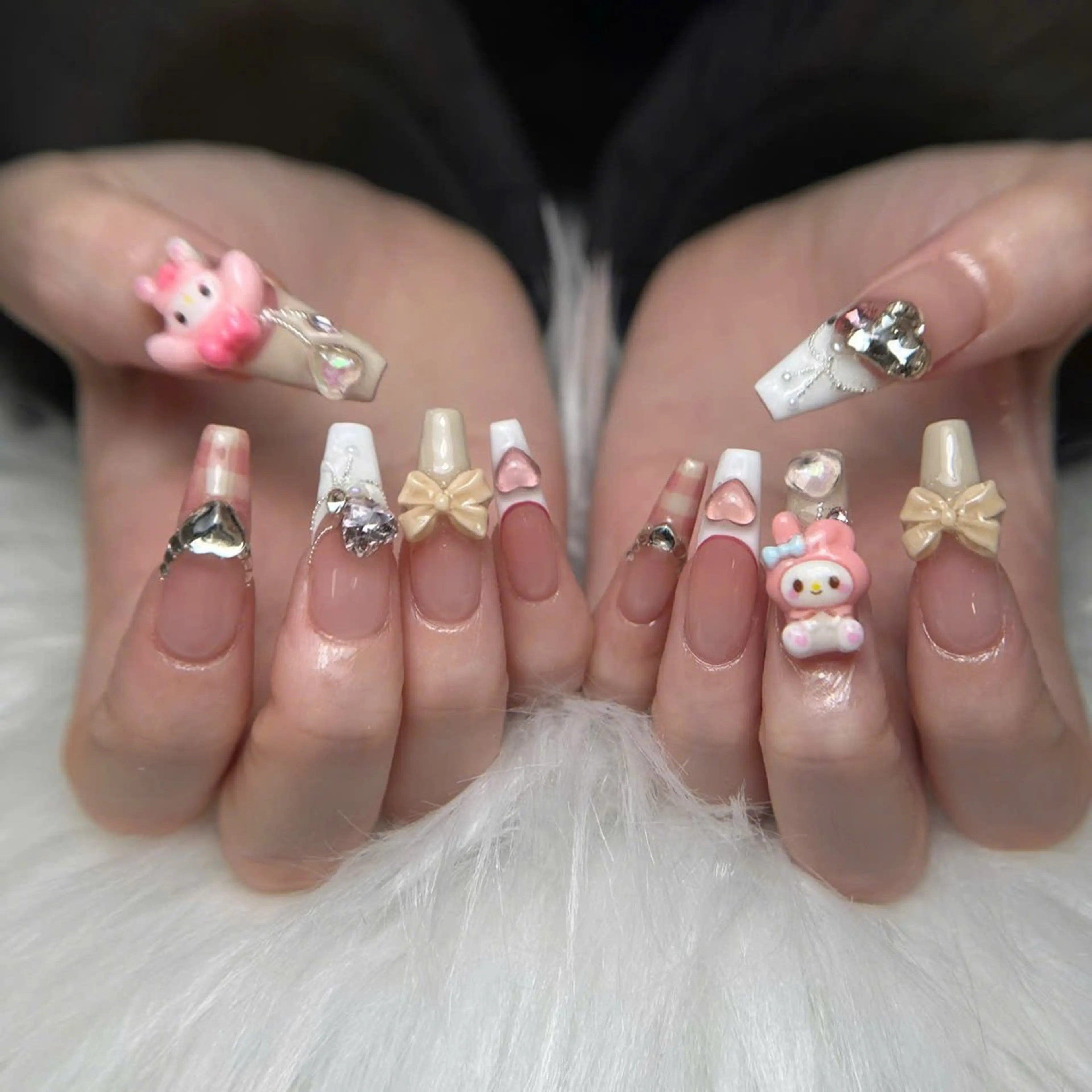 ネイル ジェルネイル マグネットネイル ミラーネイル パラジェル ネイルチップ KITTY_NAILS所属・KITTY nailsのネイルデザイン