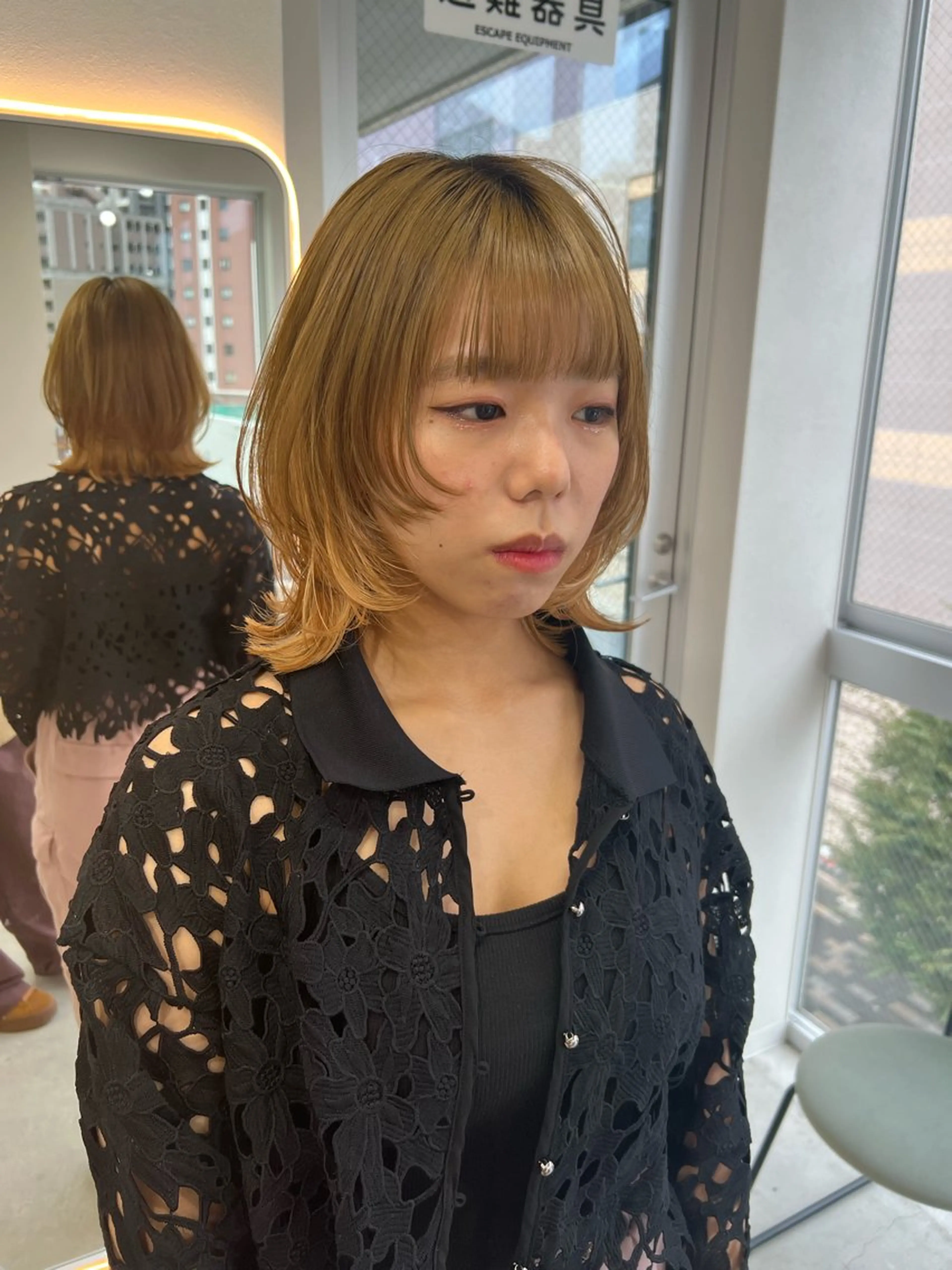 ミディアム カット maya レイヤーカットのヘアスタイル