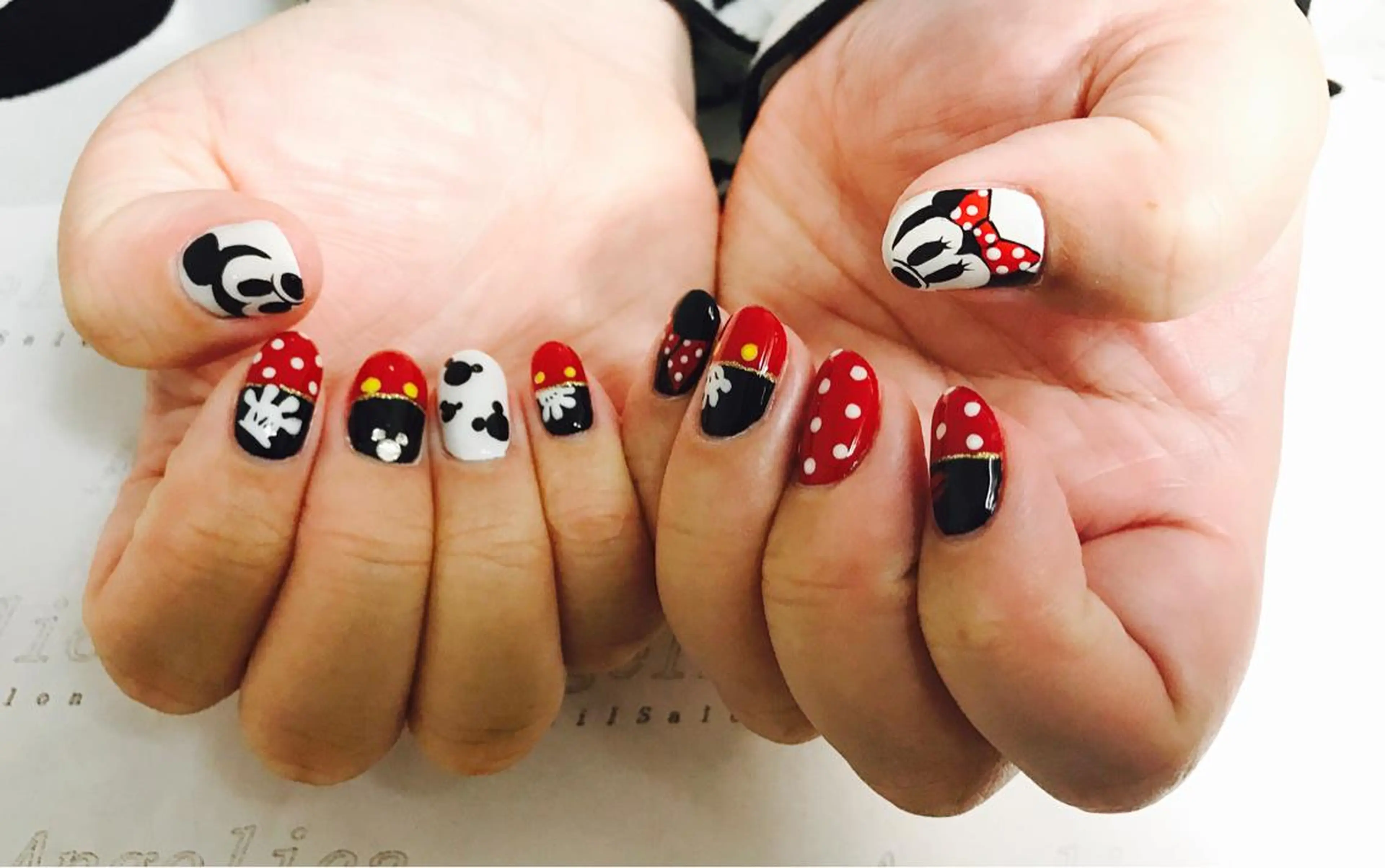 ネイル Angelica ネイリストのネイルデザイン