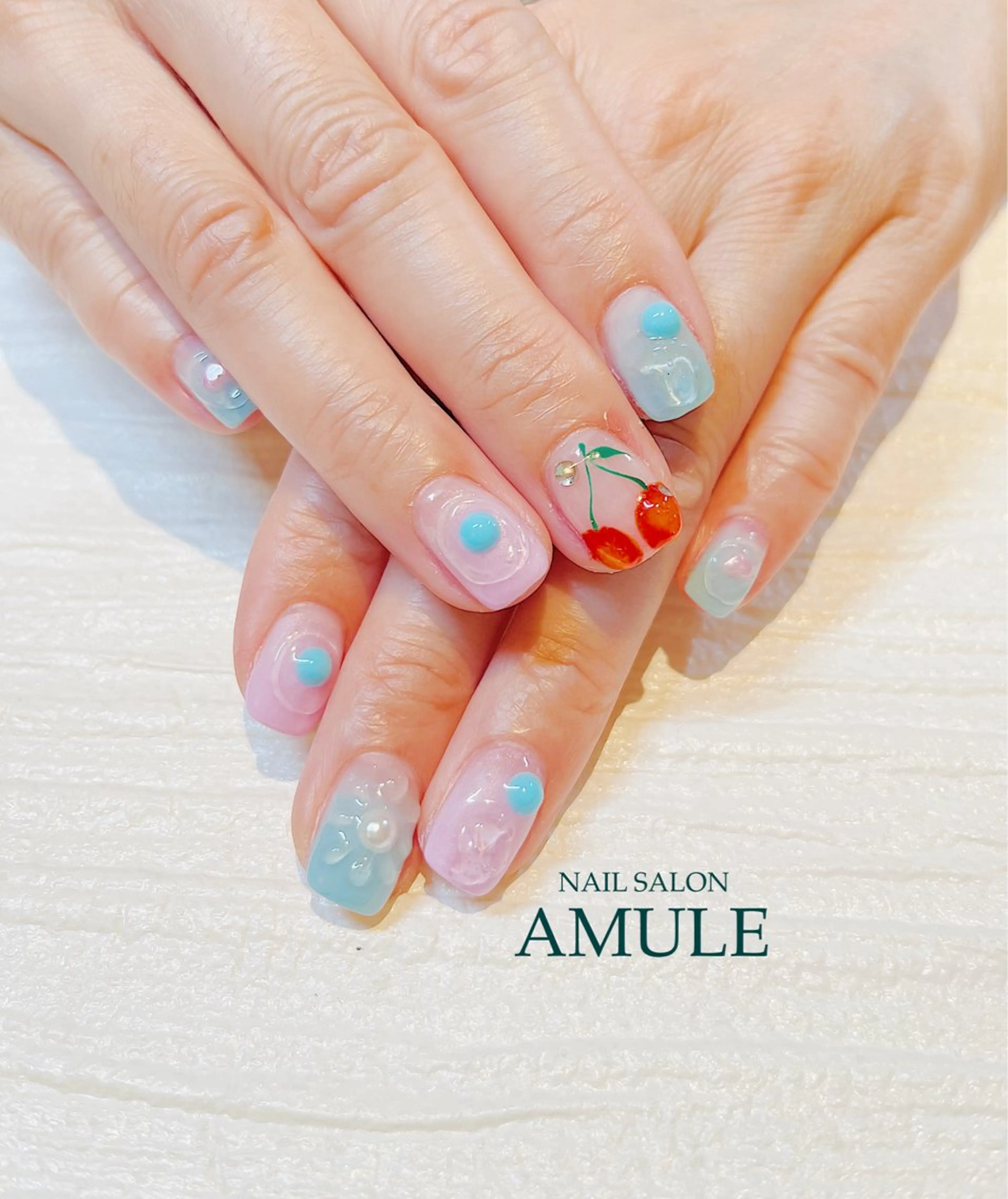ネイル アートネイル ジェルネイル グラデーション ハンドネイル NAILSALON AMULEのネイルデザイン