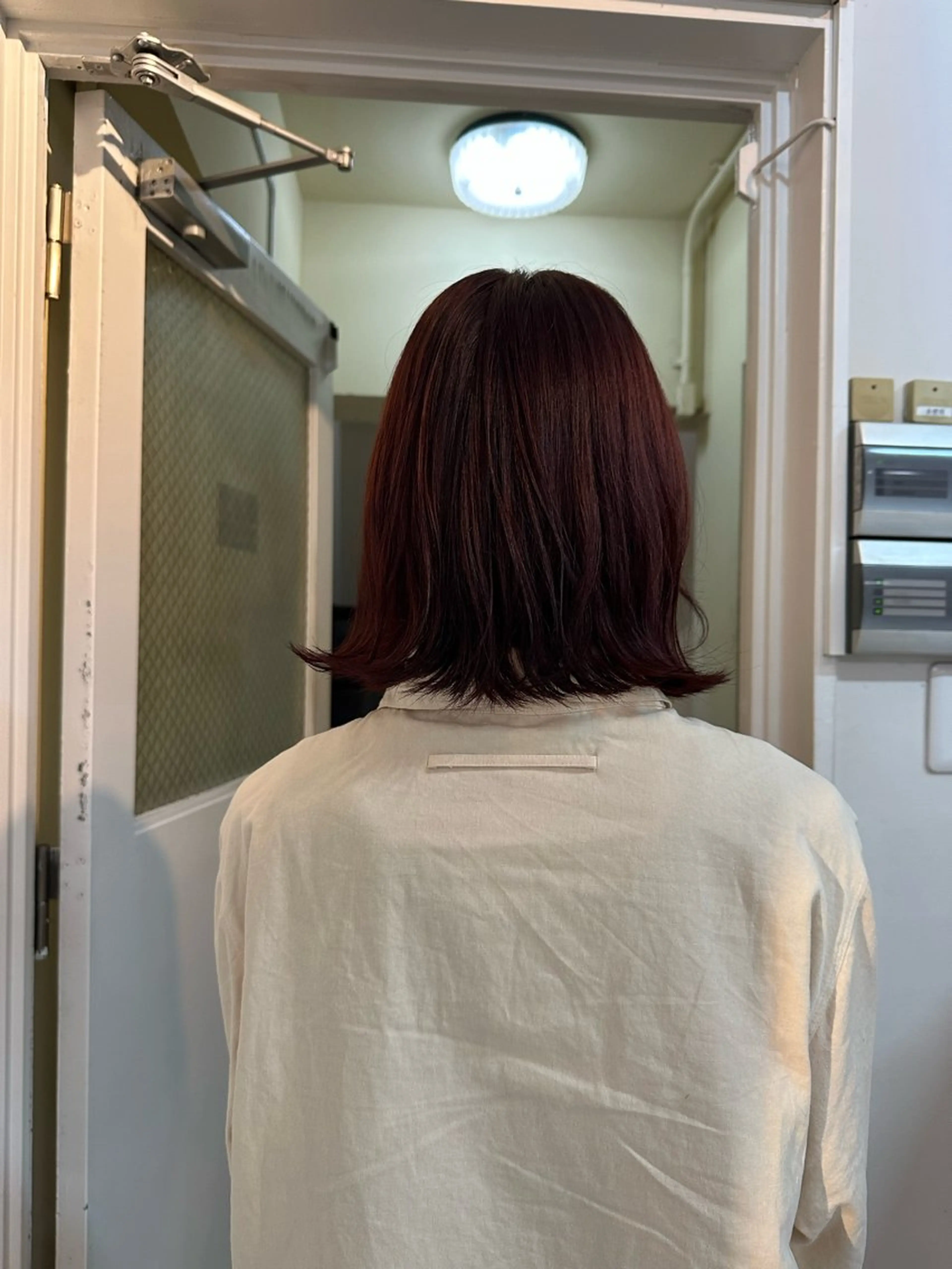 ショート カラー レッドカラー FavyS「フェイヴィーズ」所属・竹中 彩音のヘアスタイル