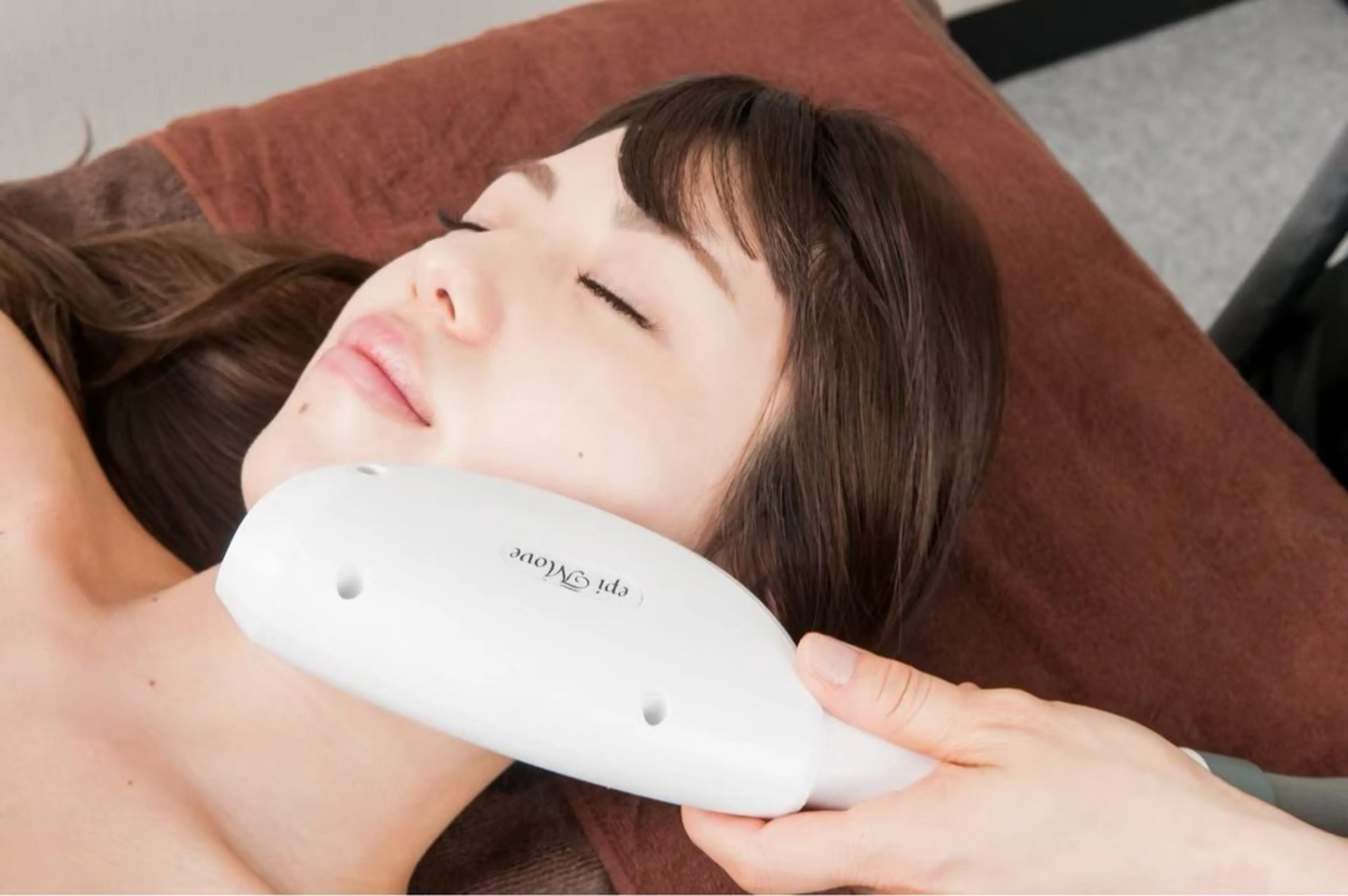 【女子高生限定】全身脱毛 なんどでも ￥7000-☆の写真