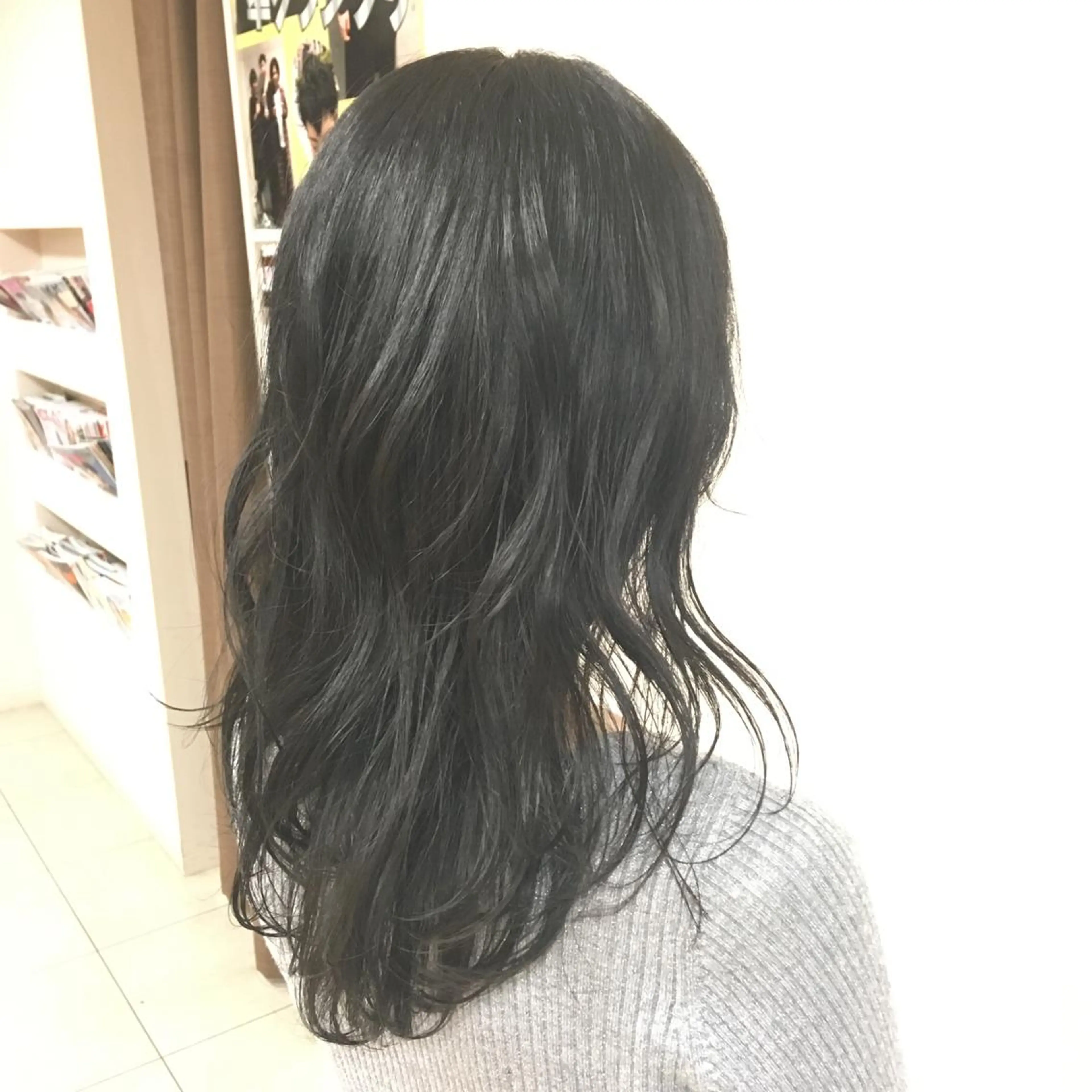 ロング カラー アディクシーカラー アッシュ 透明感カラー ディープラベンダー ラベンダーカラー カット ヘアカラー トリートメント 【Sweep】おじま のぞみのヘアスタイル