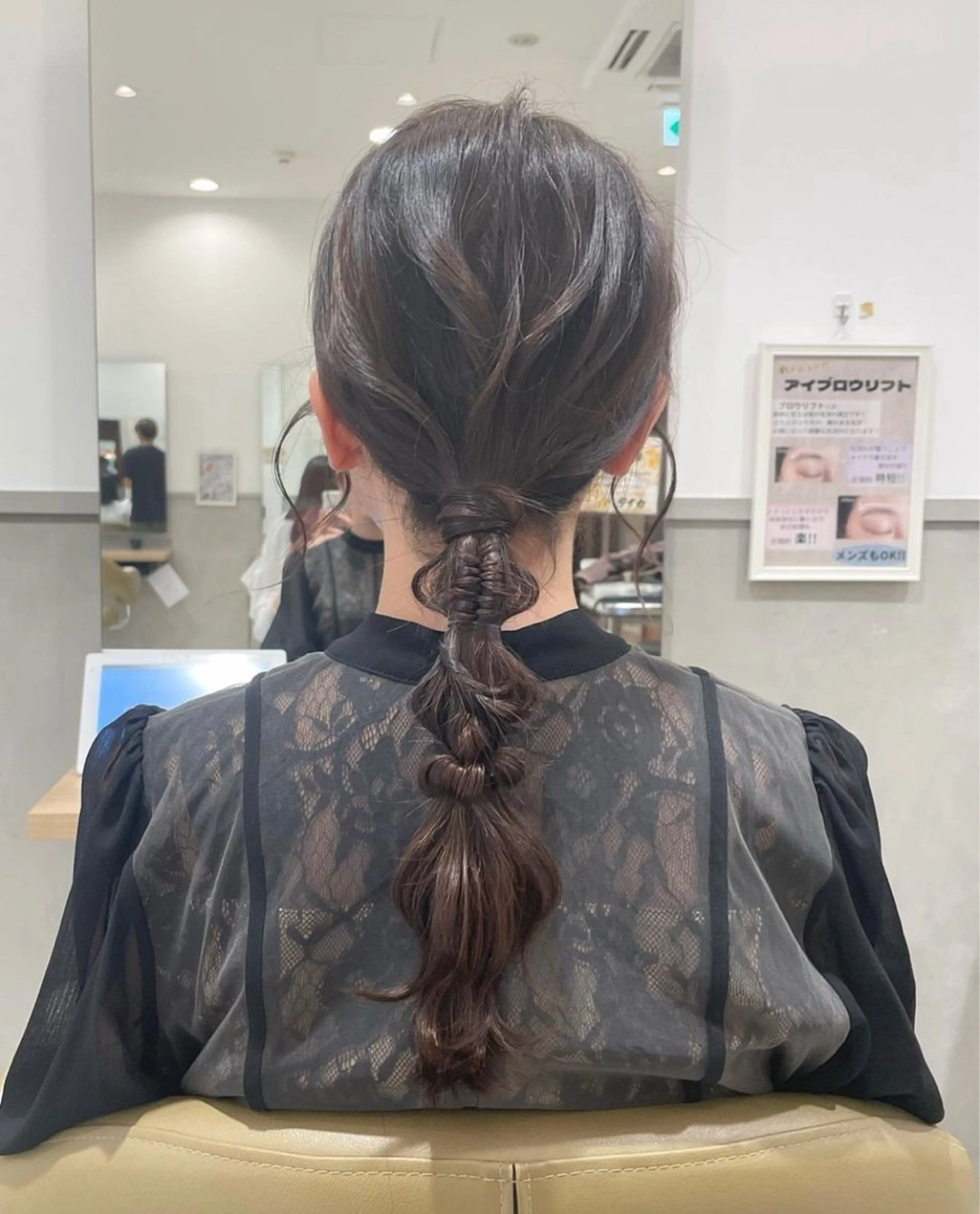 ロング ヘアアレンジ ヘアセット miwa♡暖色カラー 盛れる顔周り.ヘアメのヘアスタイル