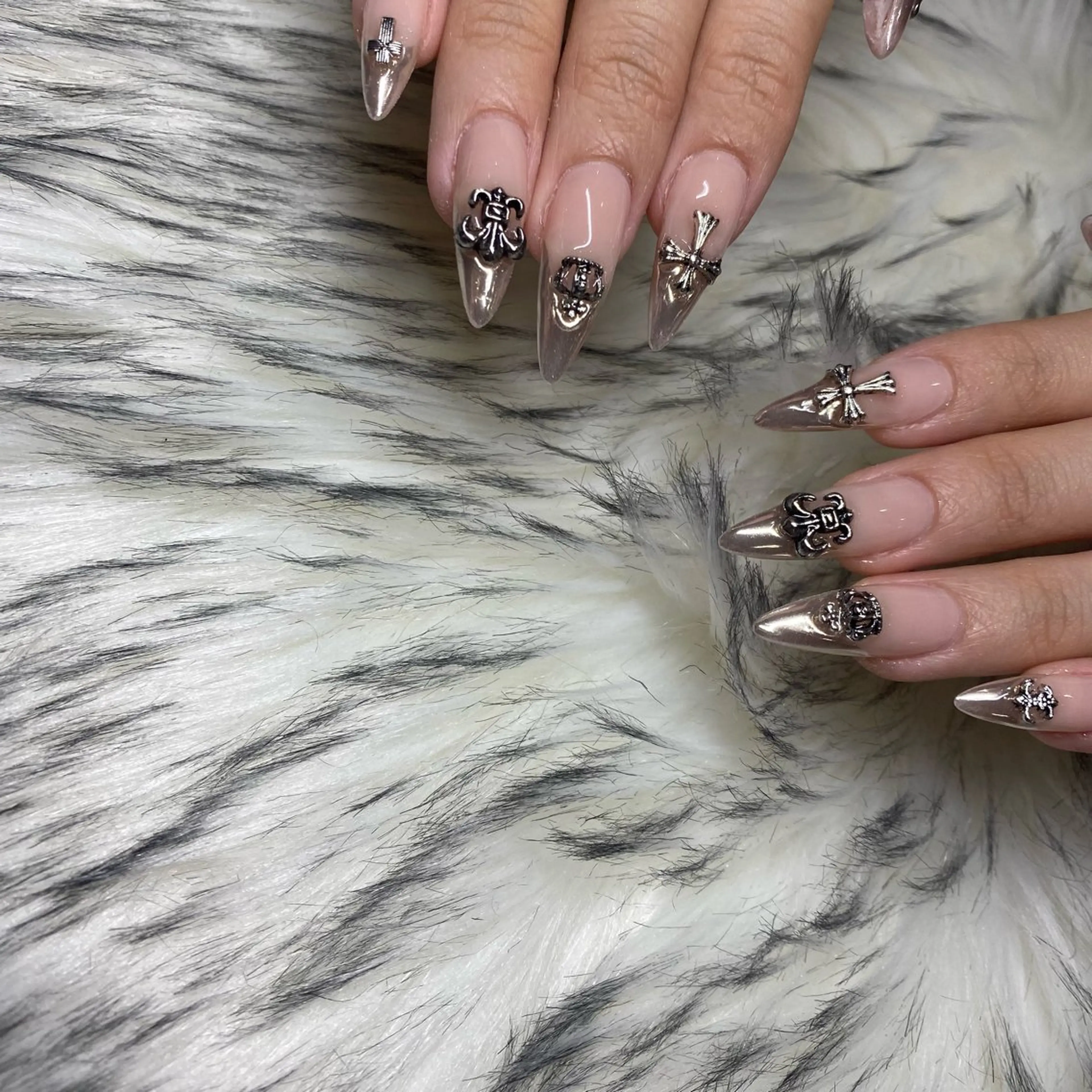 ネイル ハンドネイル la vie  Luire所属・la vie Luire ｱｽｶのネイルデザイン