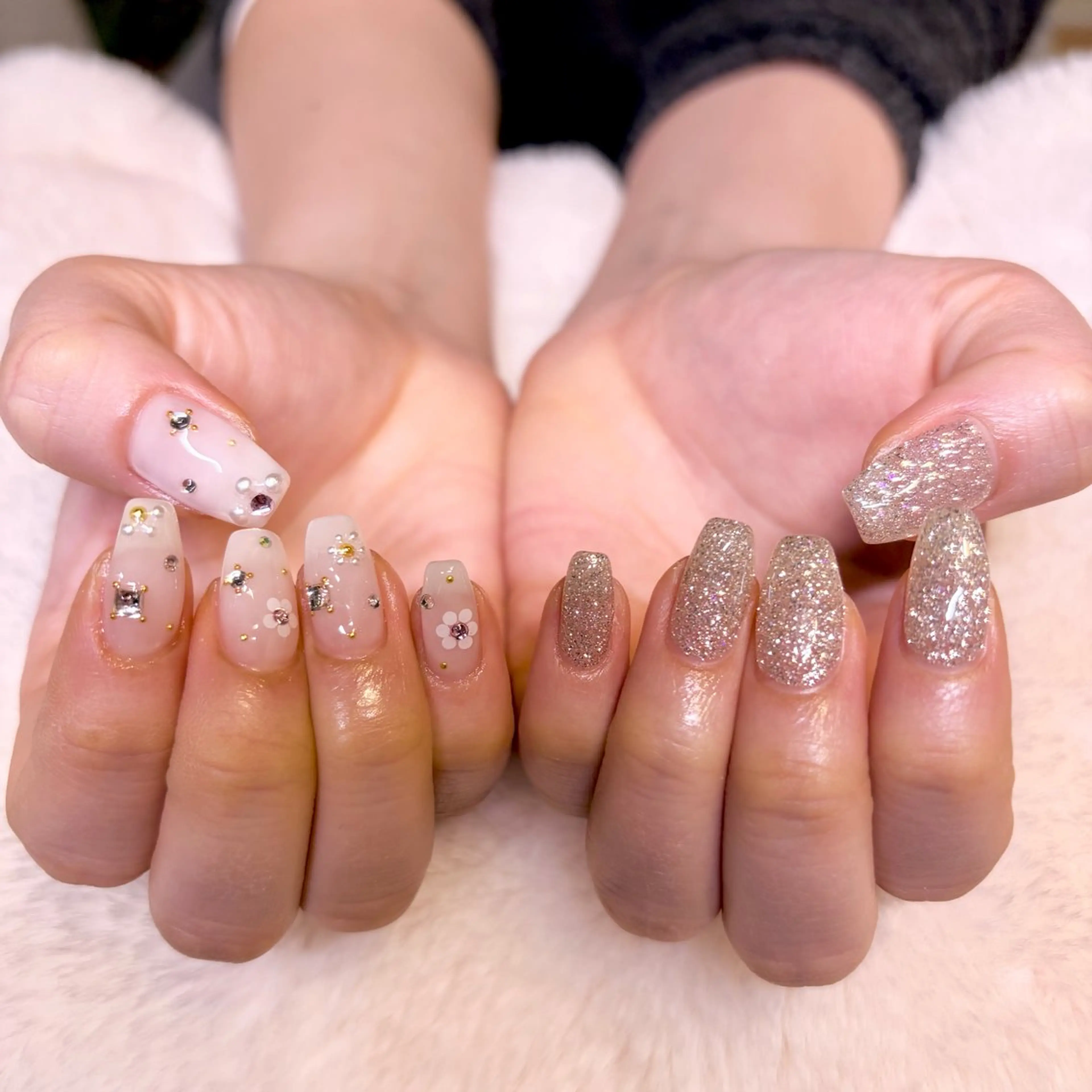 ネイル フラワーネイル ハンドネイル nail salon e'mu💐のネイルデザイン