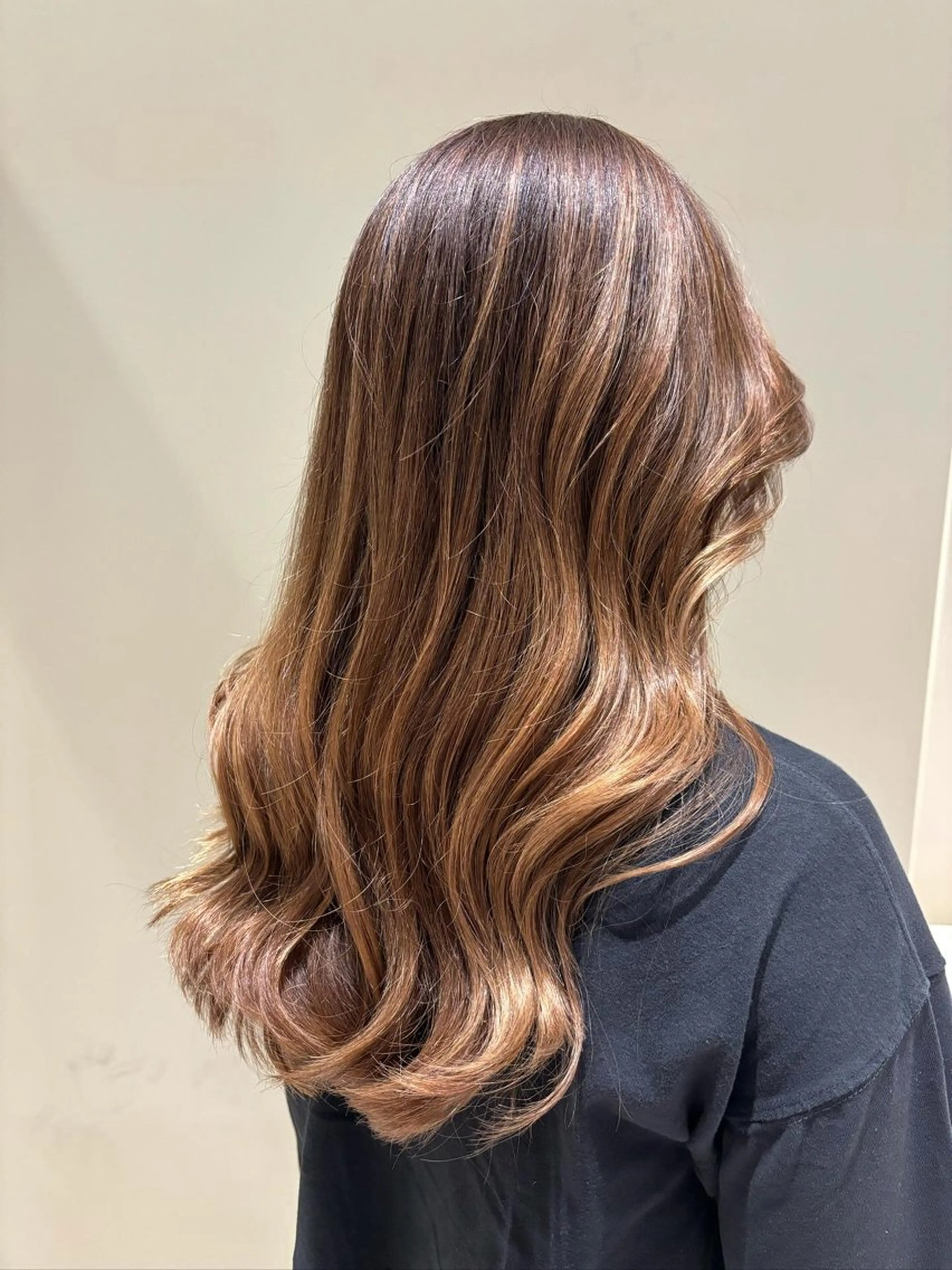 セミロング カラー 舟橋 瑞稀のヘアスタイル