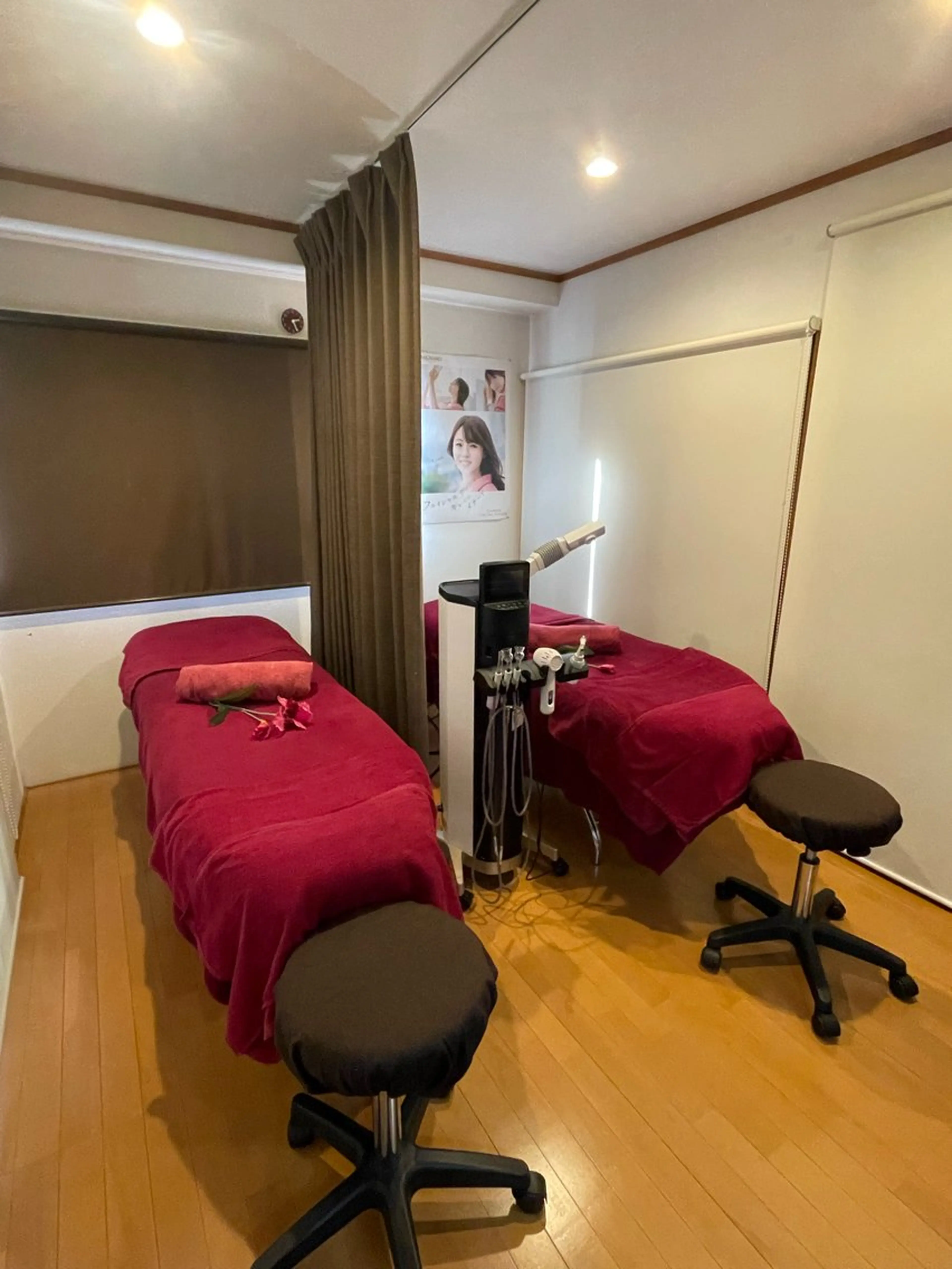 エクラ・ベルファンム所属・MENARDフェイシ ャルサロン【ERI】のエステ・リラクイメージ