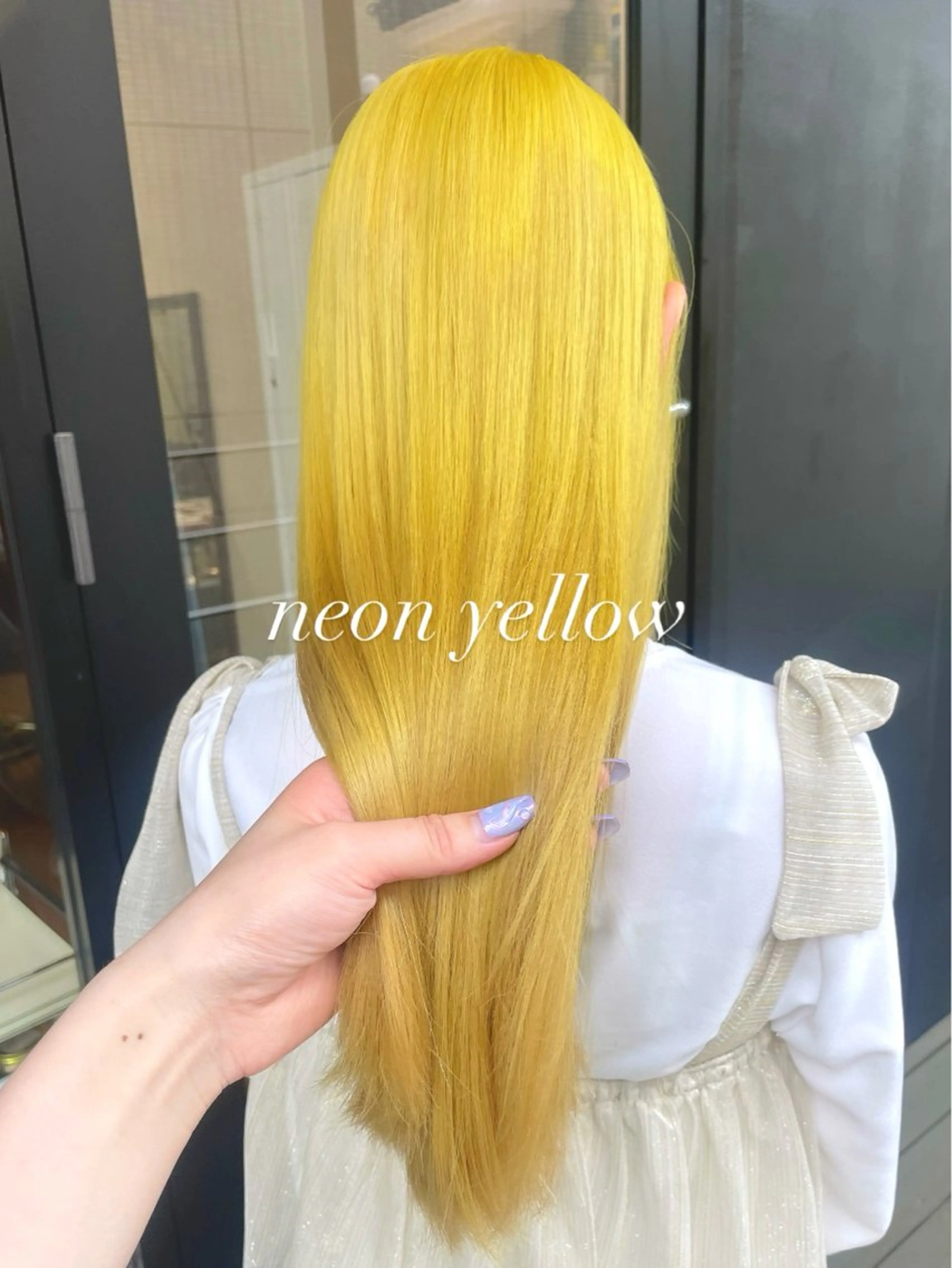 bleach retouch + color + treatmentの写真