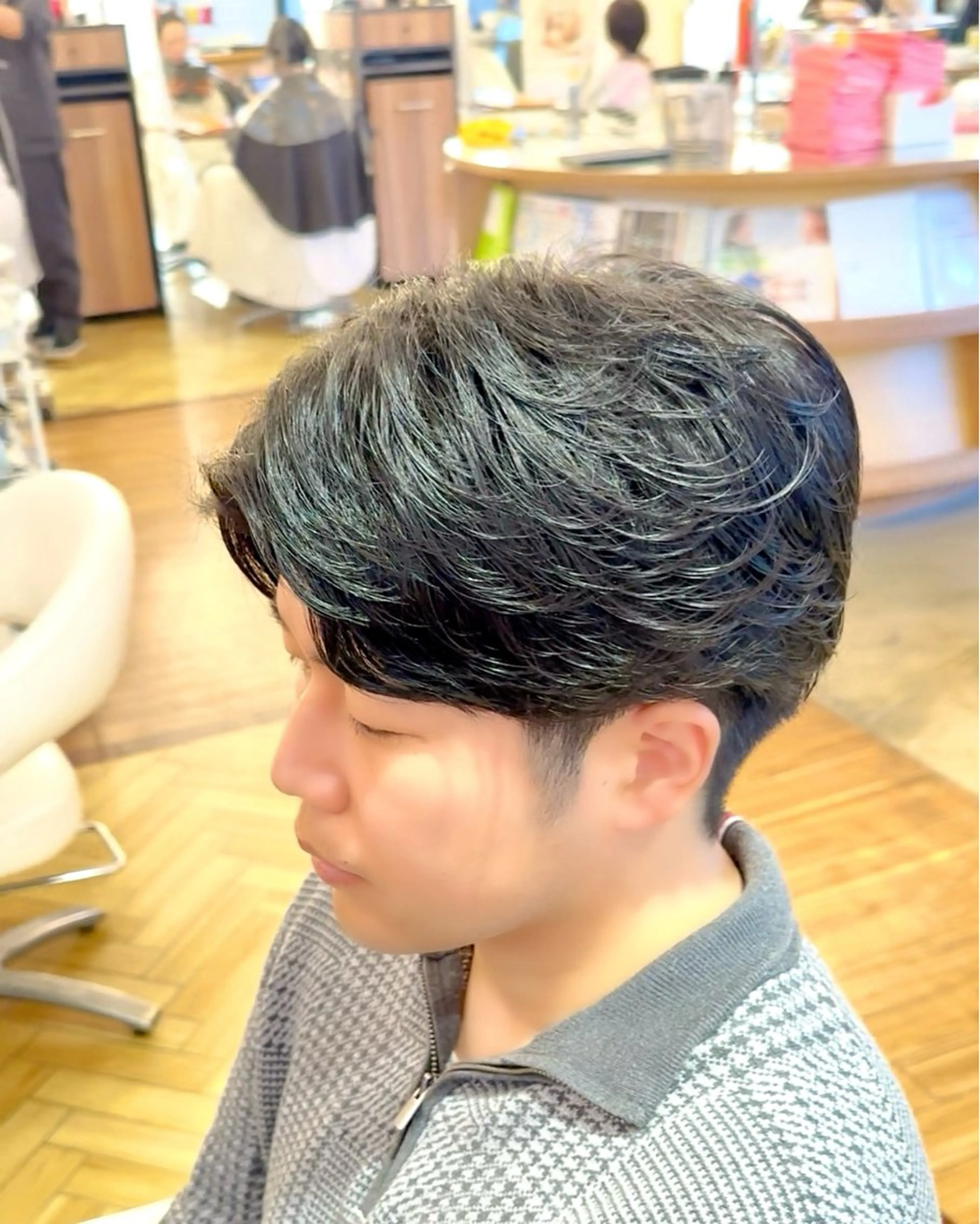 パーマ メンズ マッシュ メンズパーマ ニュアンスパーマ カット パーマ 川地 由麿のヘアスタイル