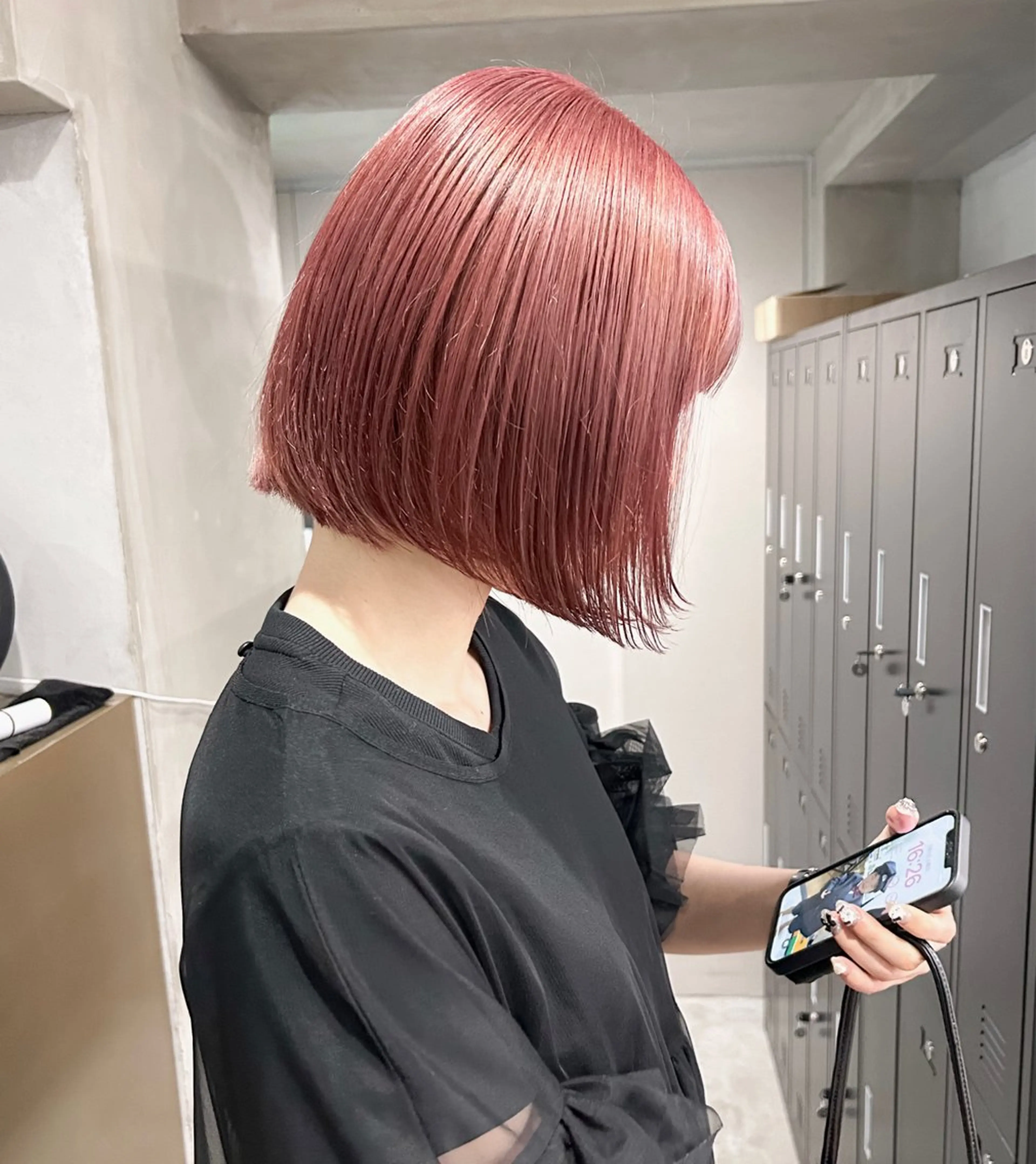 ショート カラー 原田 朱里のヘアスタイル