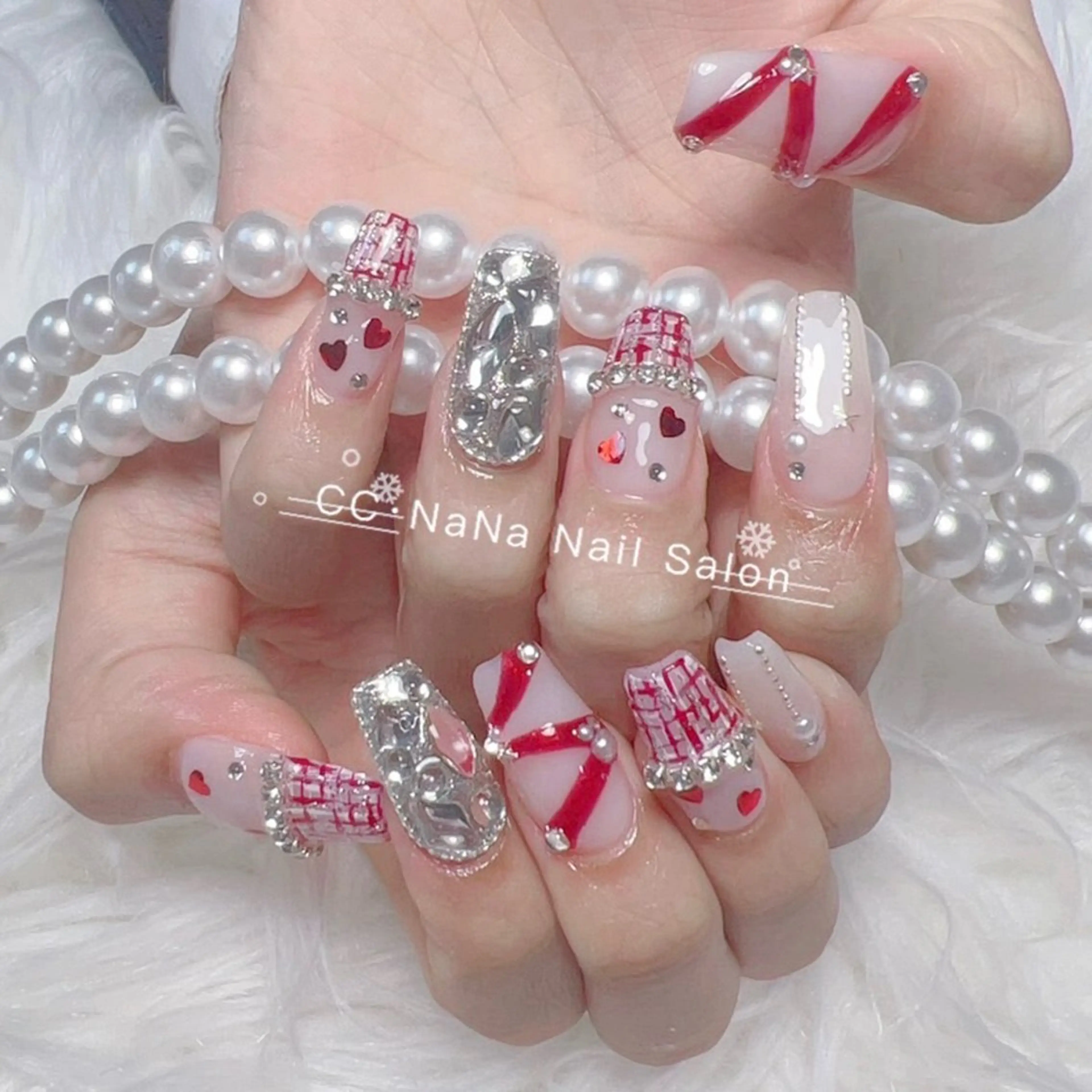 ネイル チークネイル フラッシュネイル ハート キラキラネイル 韓国ネイル ハンドネイル 💎CC・NaNa 韓国風ネイル🌙Cのネイルデザイン