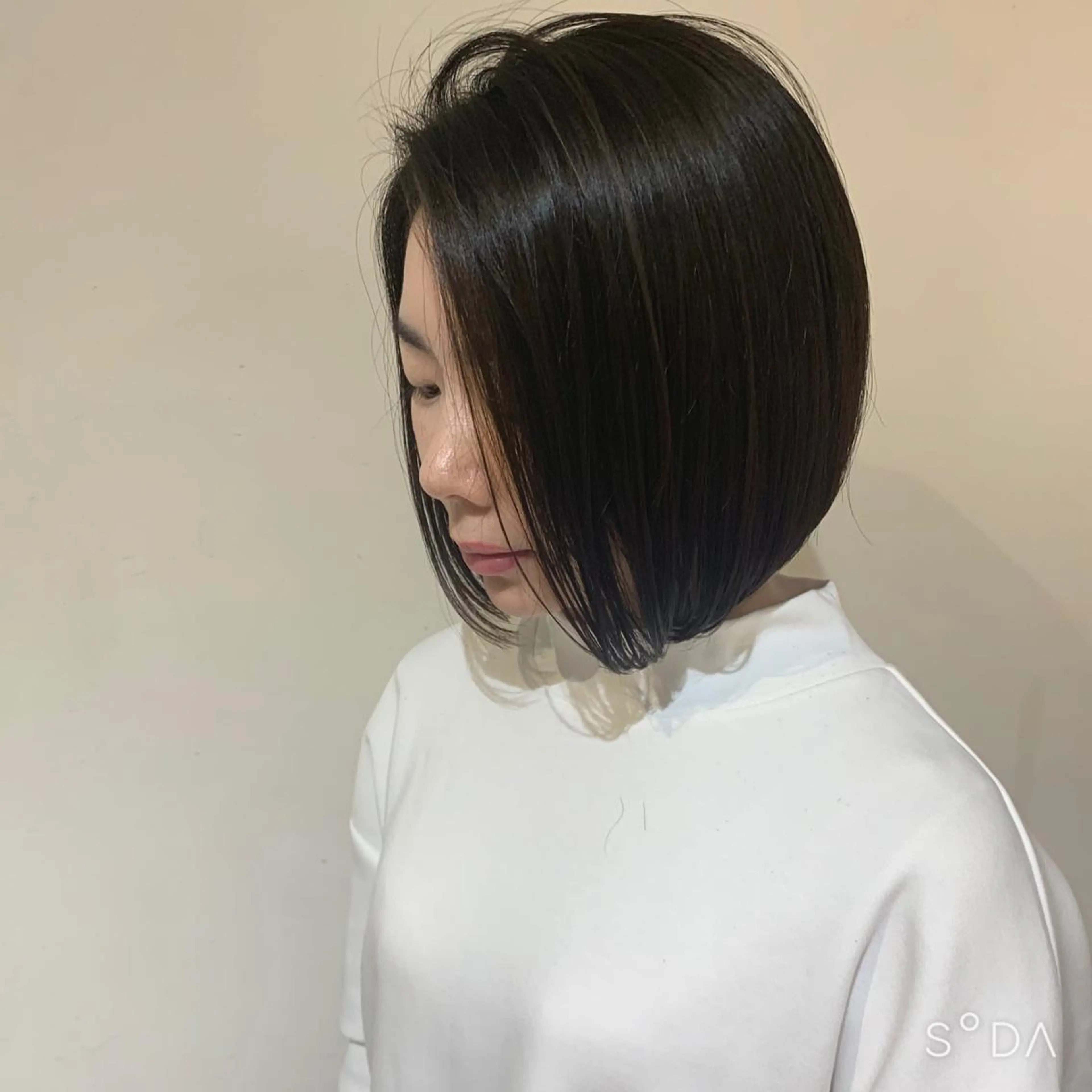 ショート カラー 前下がりボブ ボブ カット ヘアカラー トリートメント 森本 裕太 / ボブのヘアスタイル