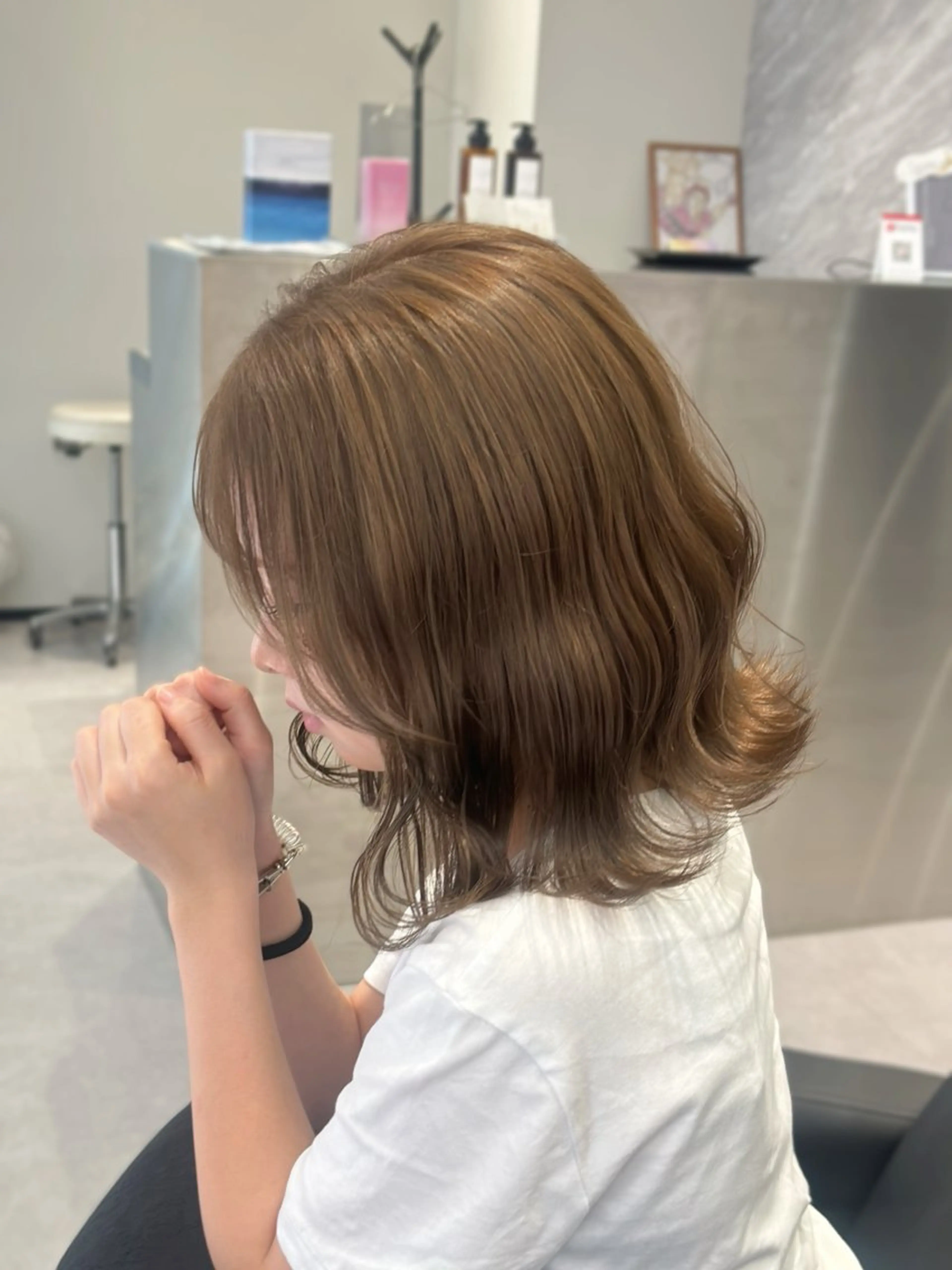 ミディアム カラー ヘアカラー トリートメント 心斎橋/ブリーチなし 髪質改善/レイヤーのヘアスタイル