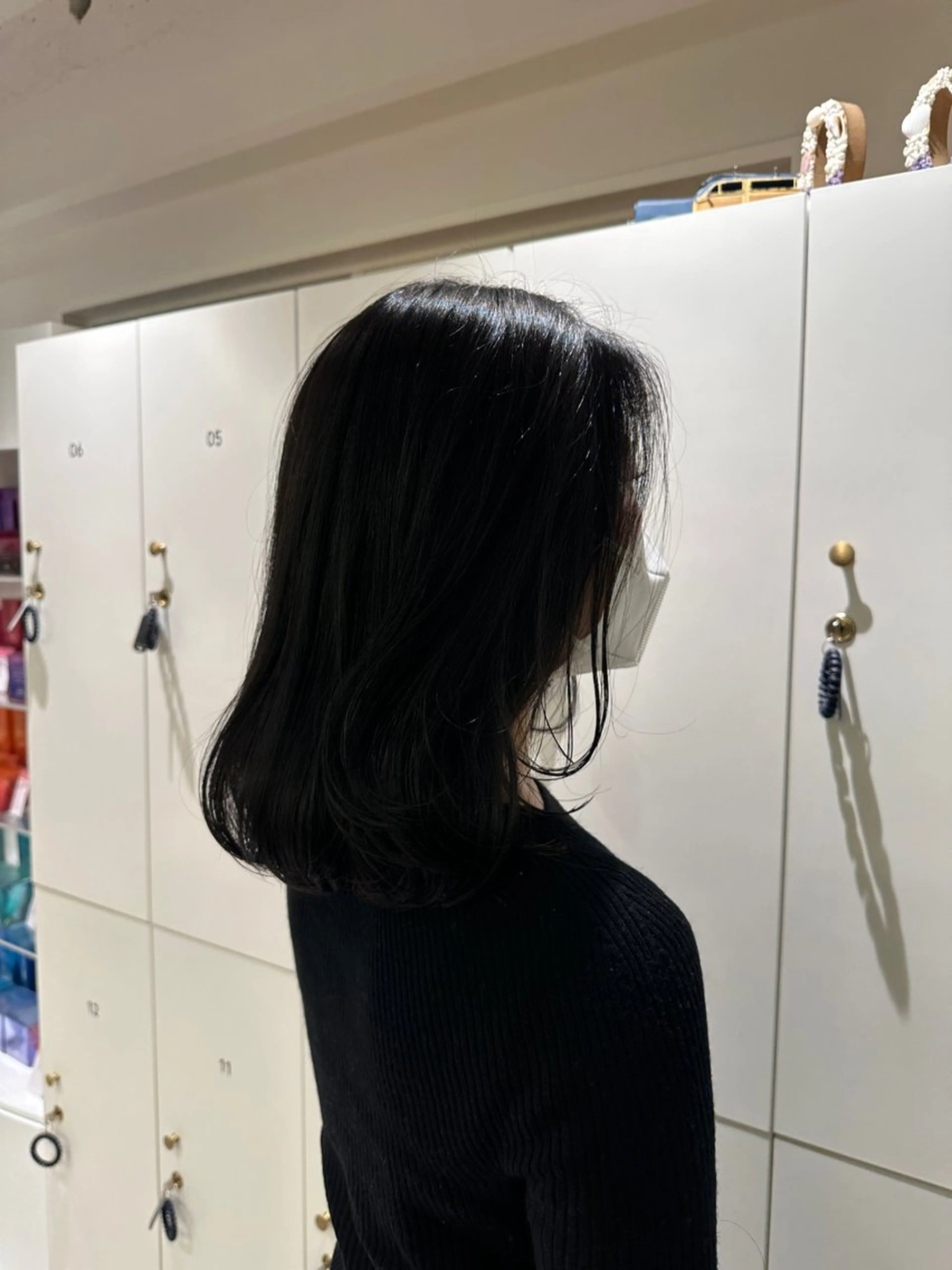 ミディアム 川上 彩夏のヘアスタイル