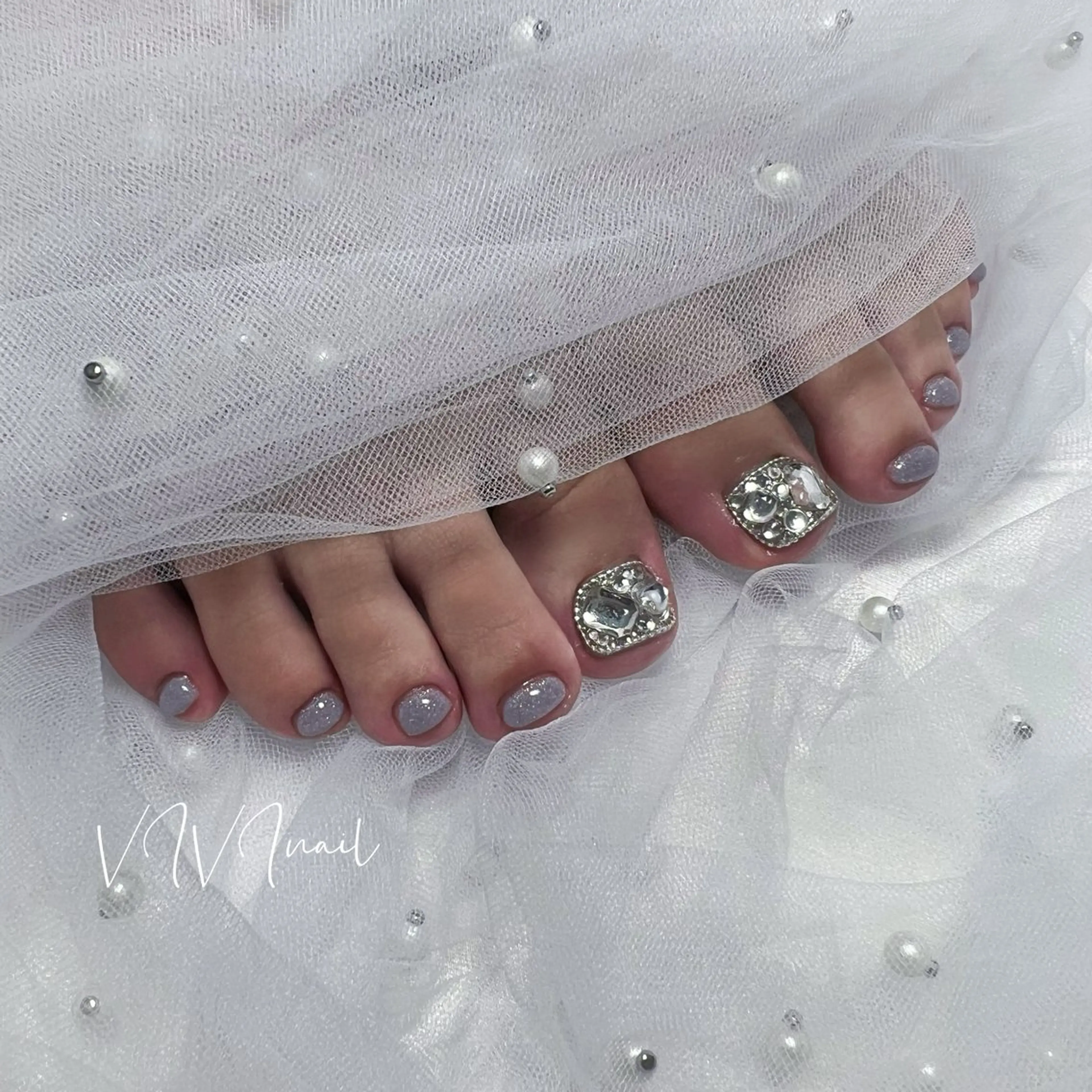 ネイル フットネイル フットネイル vivi nailのネイルデザイン