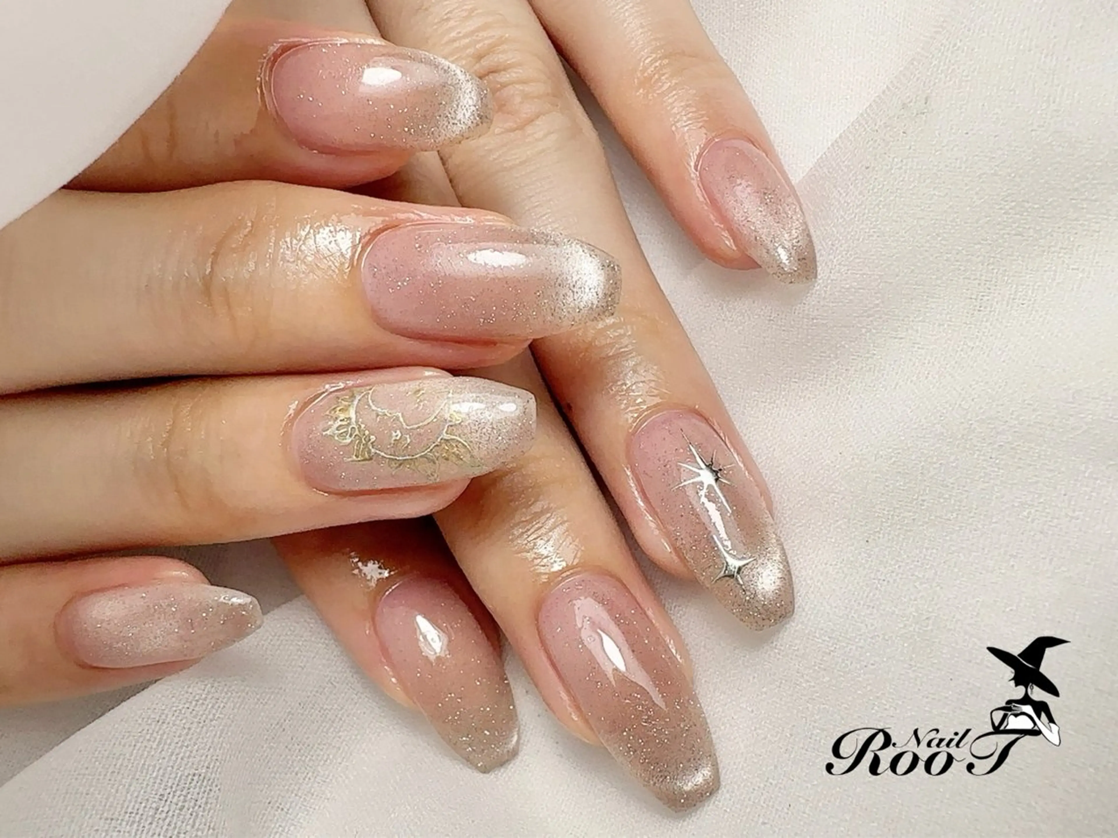 ネイル フラッシュネイル フラッシュマグ ハンドネイル RooT Nailのネイルデザイン