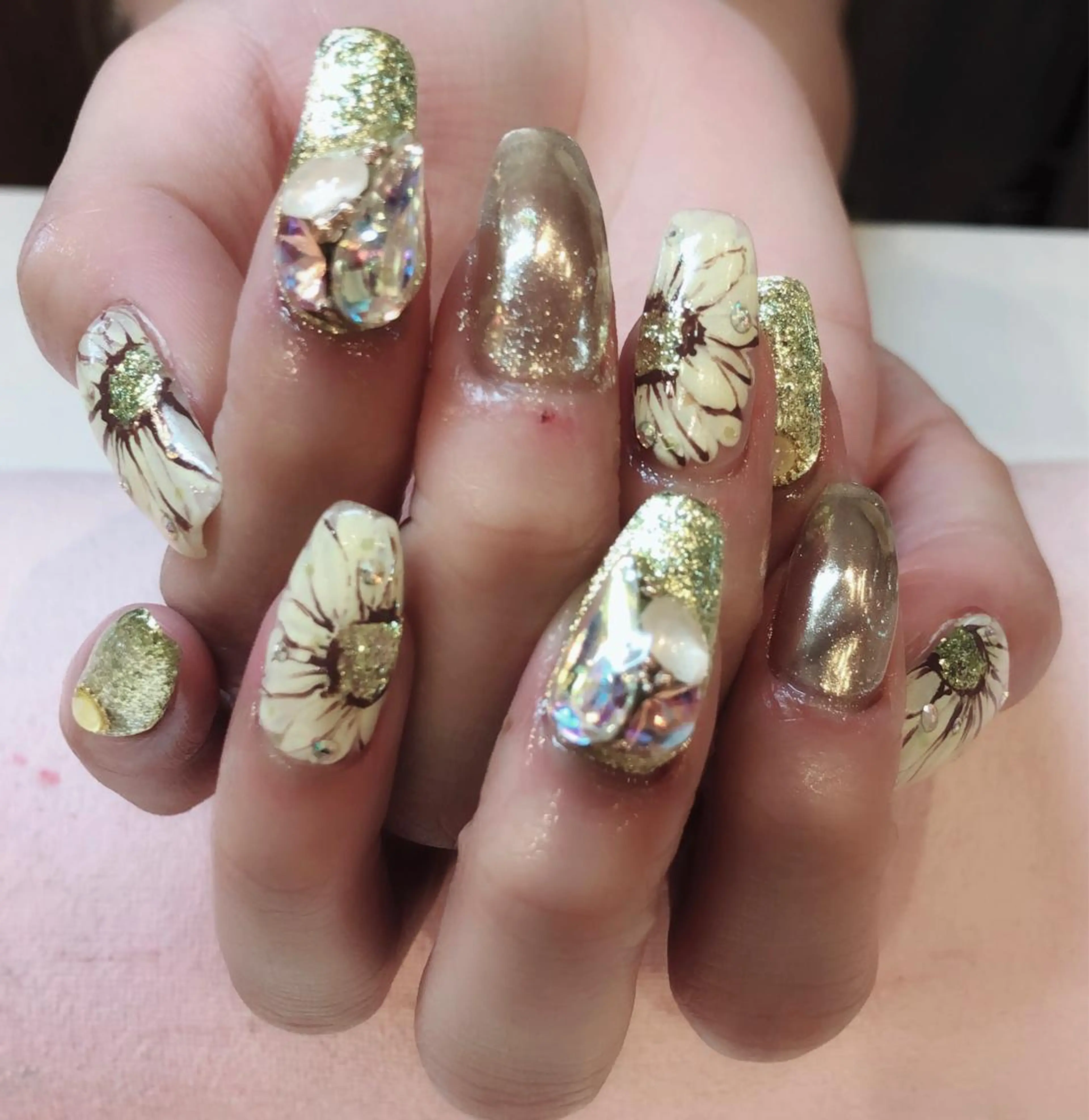 ネイル エムズ エムズのマツエク・マツパデザイン