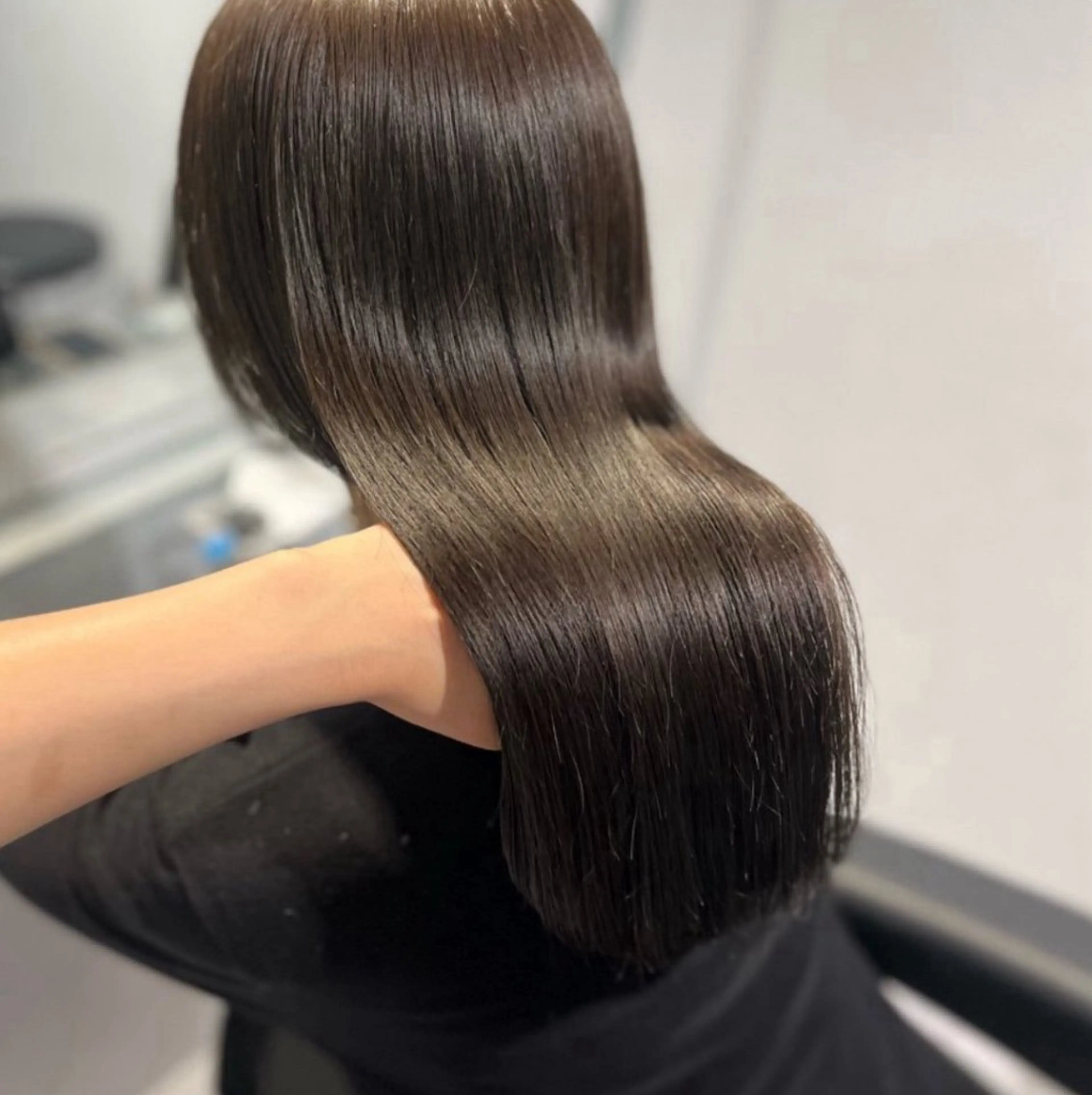 ロング カラー 🫧うる艶トレンド 🫧透明感カラーのヘアスタイル