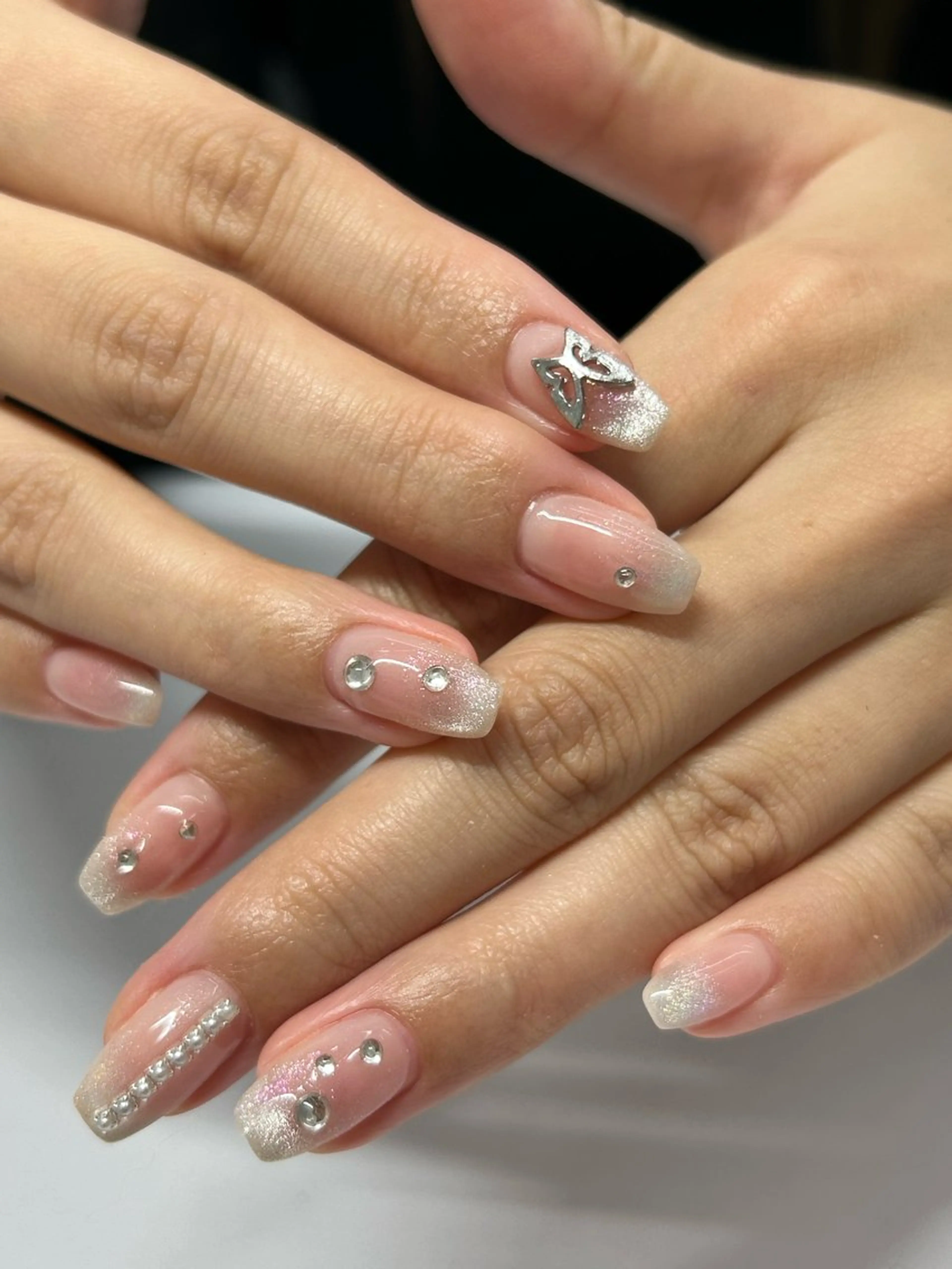 ネイル ハンドネイル プライベートネイルサロンone nail所属・one nail 【カラフル/個性派】のネイルデザイン