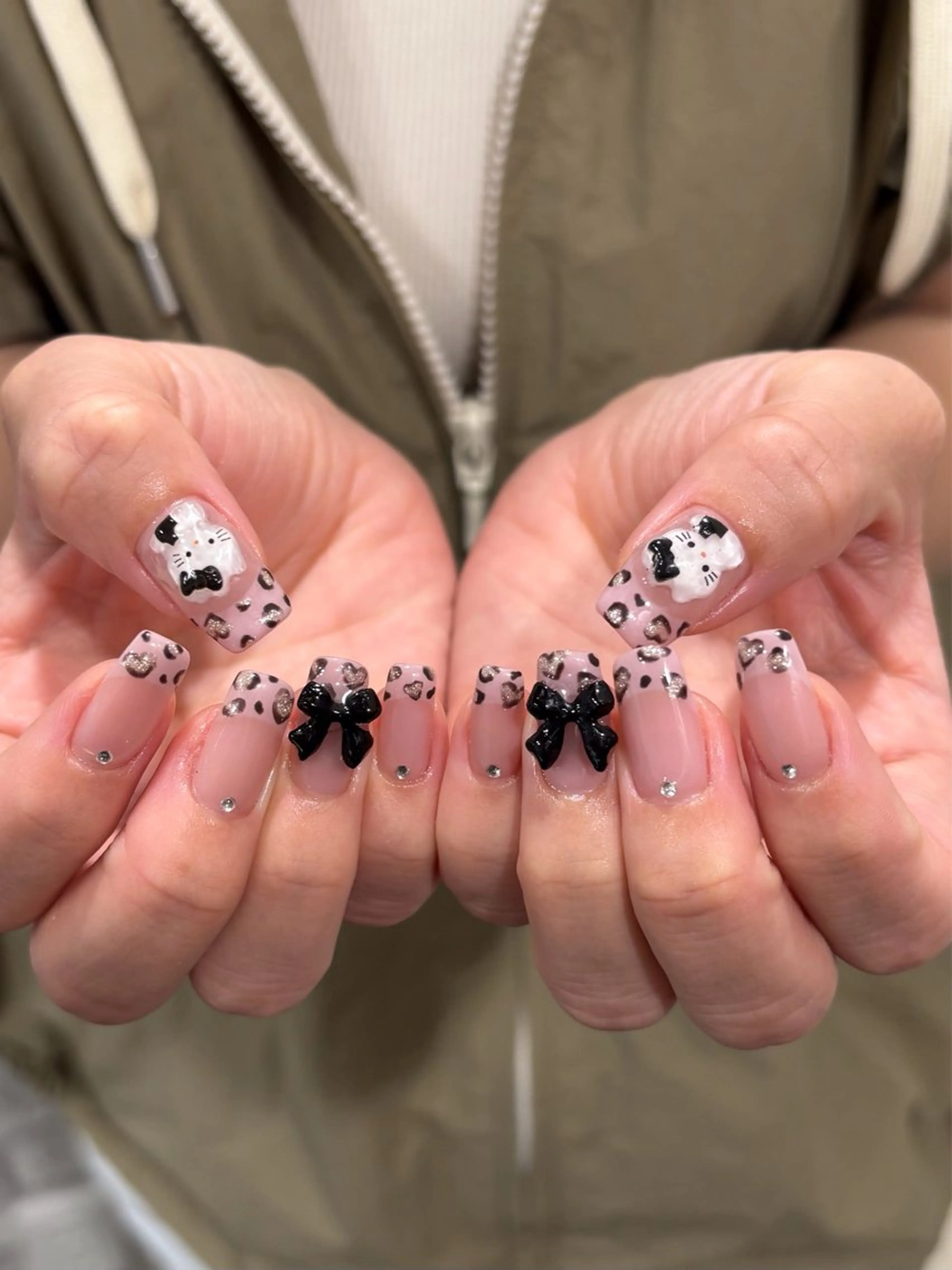 ネイル アニマル柄 フレンチネイル ピンク HOHOKO NAIL所属・H HOHOKOのネイルデザイン