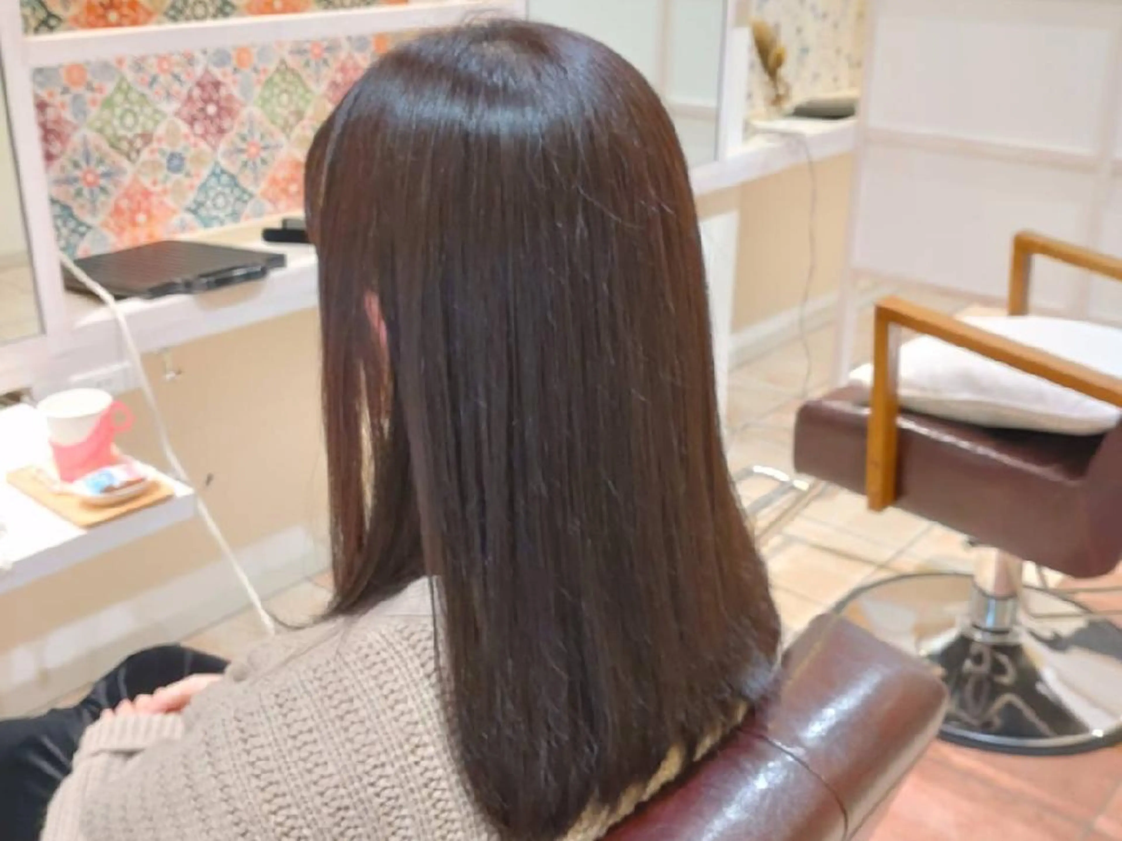 カット & 縮毛矯正＆髪質改善トリートメント（ホームケア付）の写真