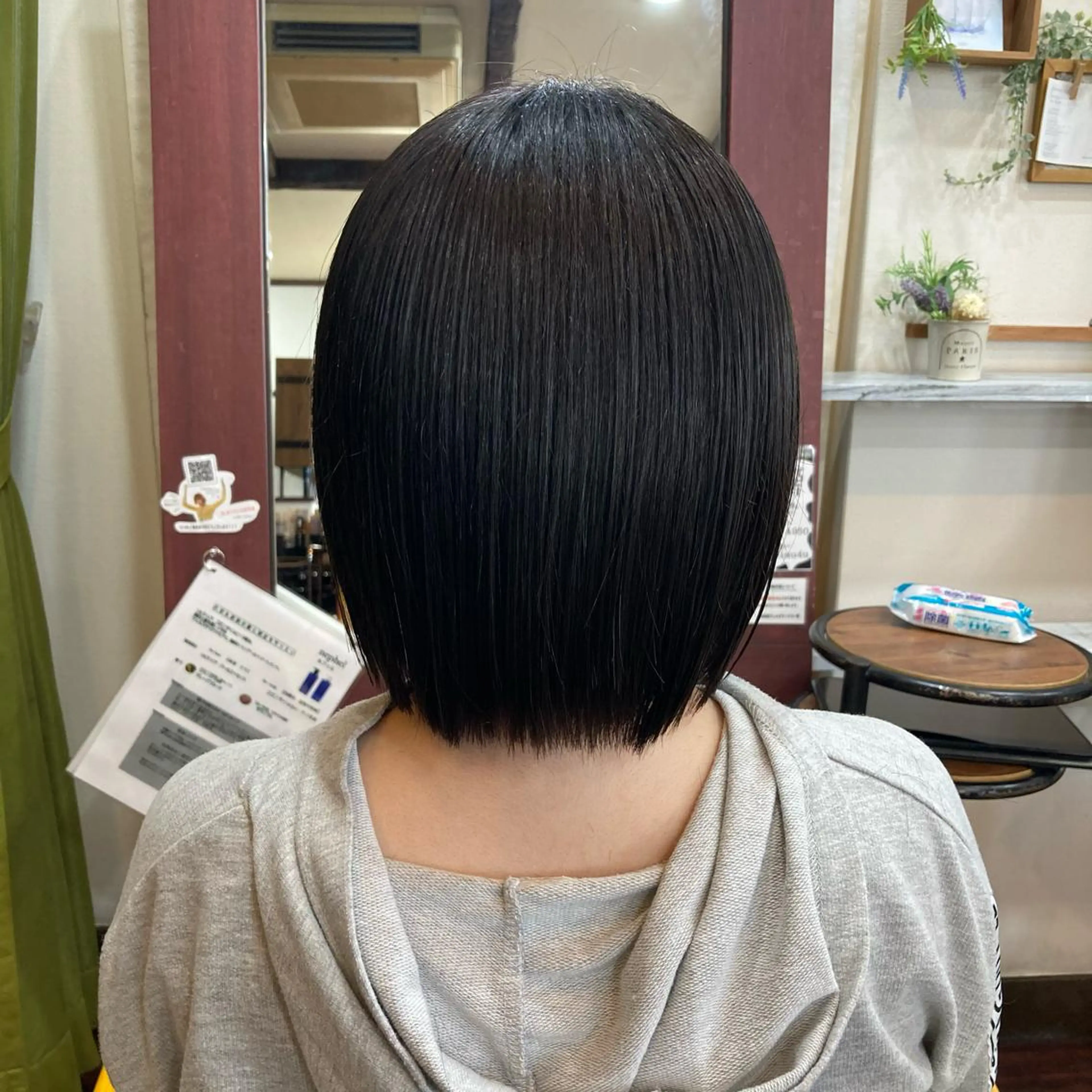 ショート Well‘s黒木🌿 レイヤー💎寒色のヘアスタイル