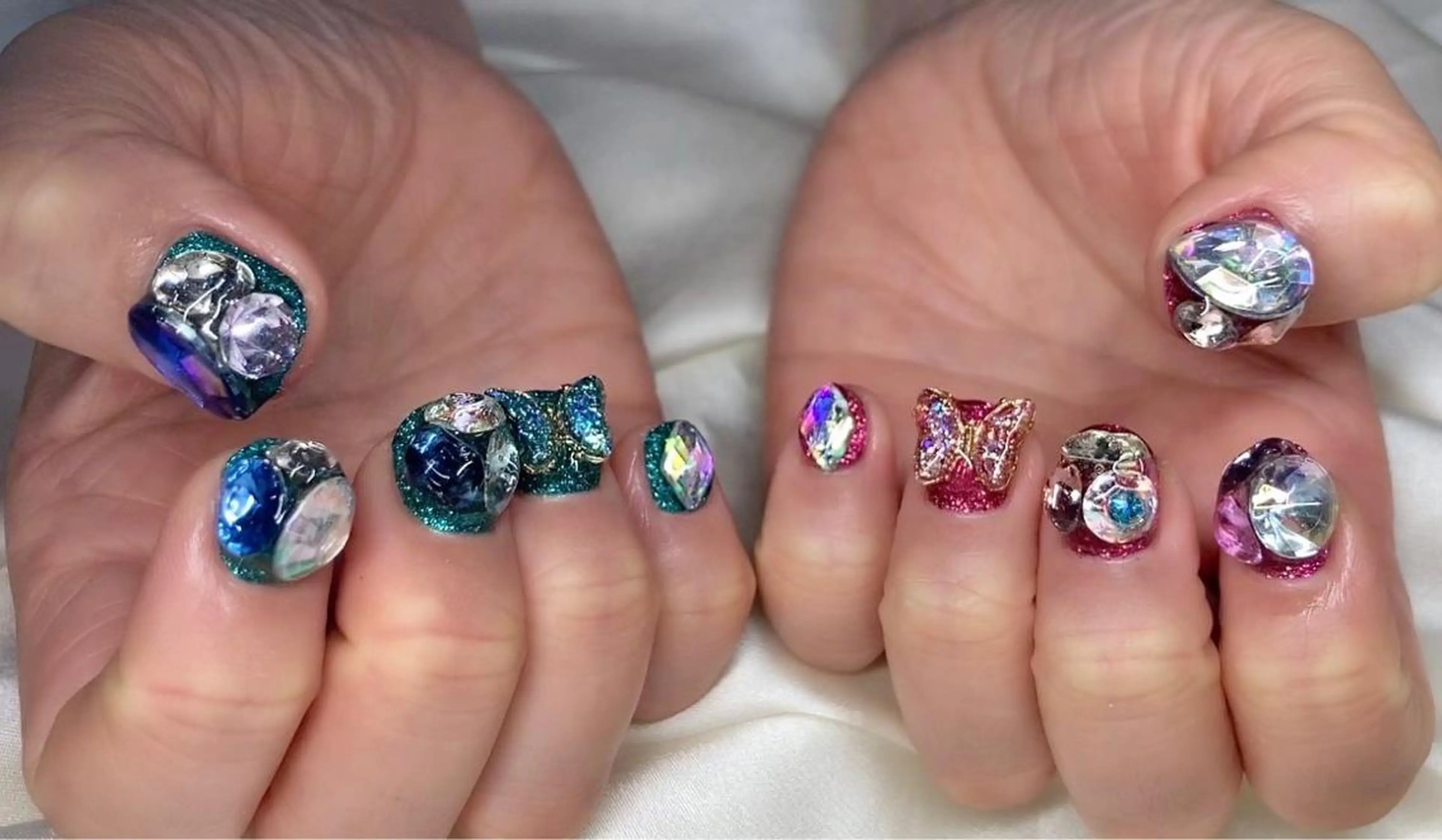 ネイル マツエク・マツパ アイブロウ 眉カラー 韓国風マツエク パリジェンヌラッシュリフト まつげパーマ 長さ出し ハンドネイル Nail&eye Belire 新宿のネイルデザイン