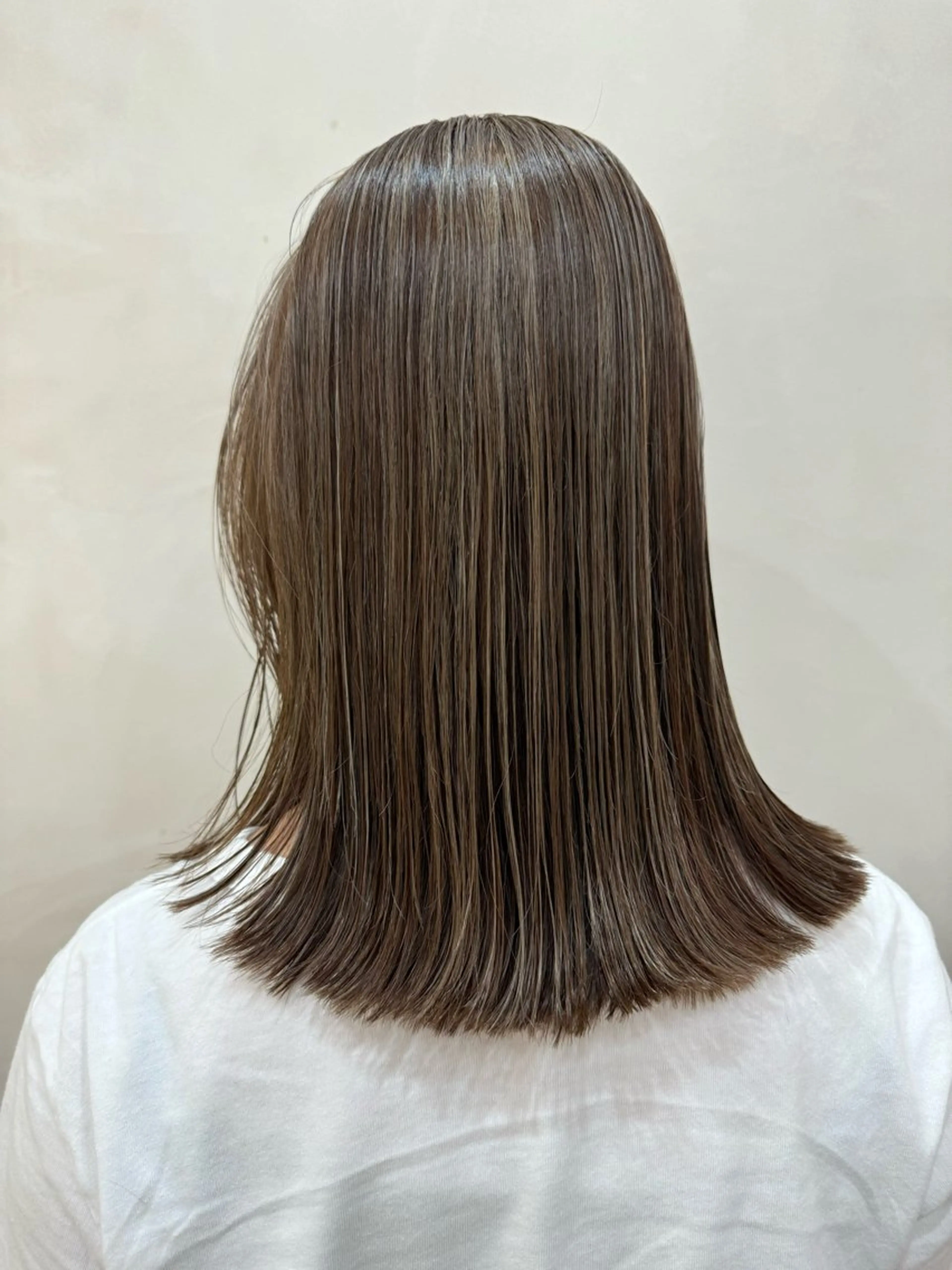 ミディアム カラー 矢場町/ダブルカラー /レイヤー/アリサのヘアスタイル