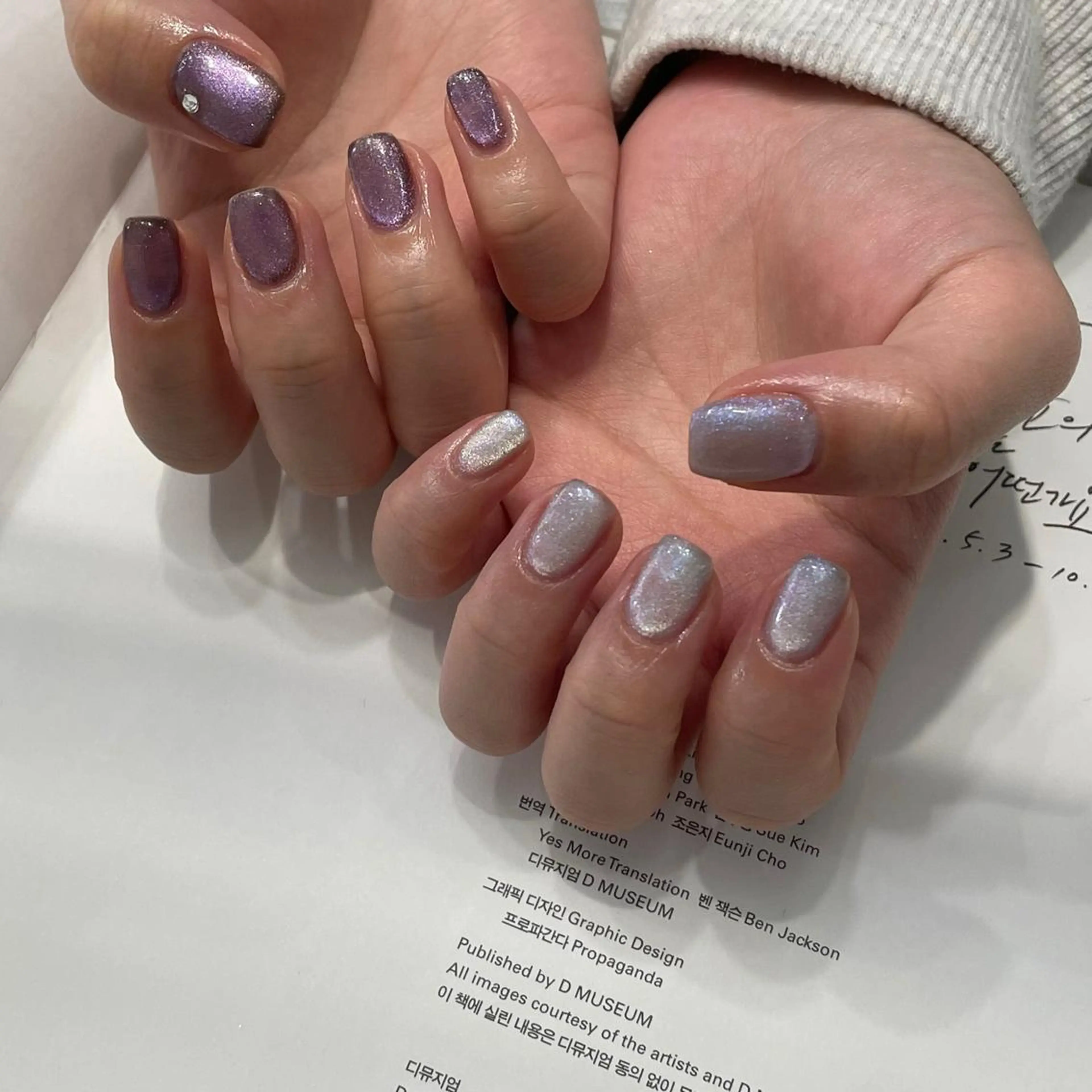 ネイル マグネットネイル ネイルズシャトン🪡 ネイリスト齊藤のネイルデザイン