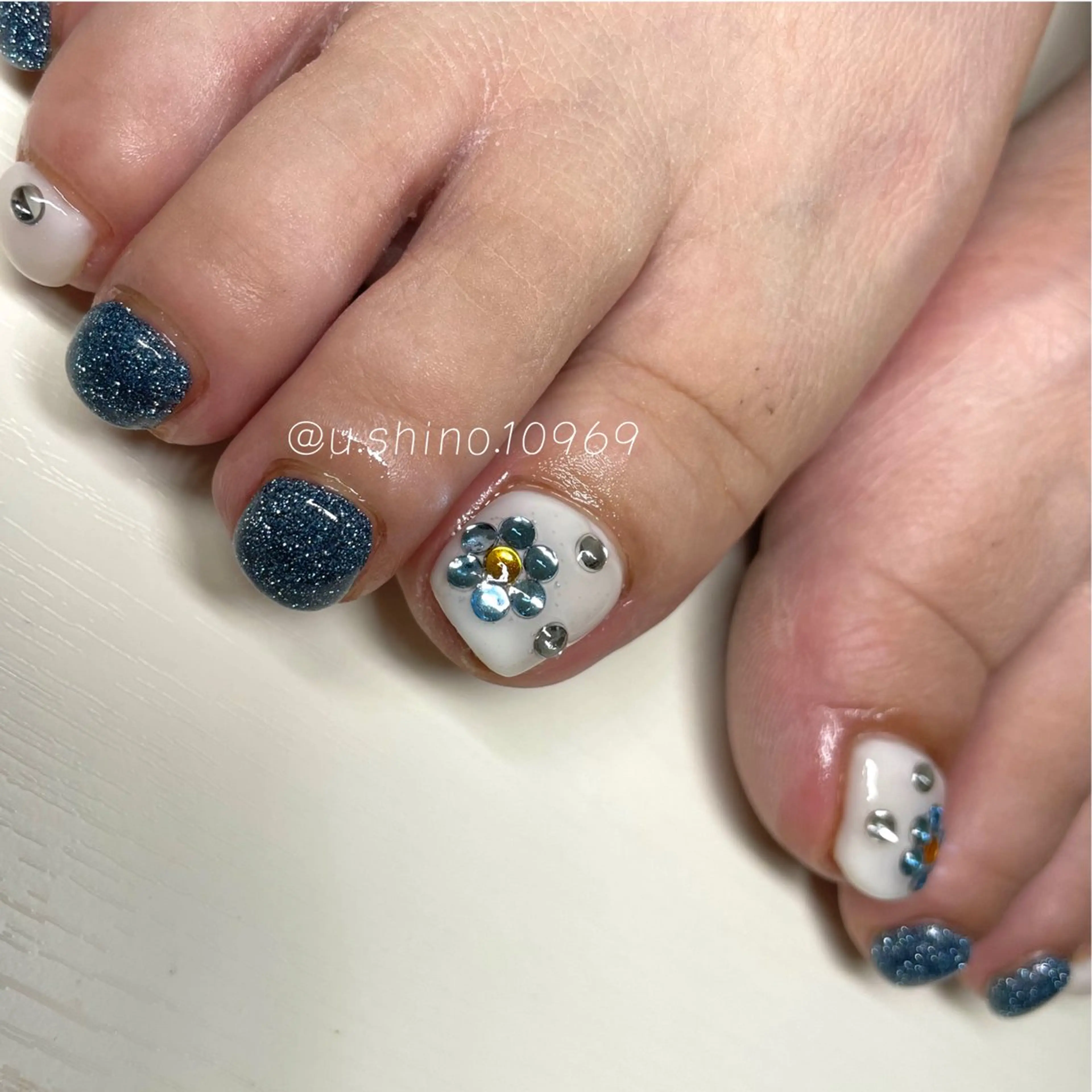 ネイル フットネイル MoonLight SHINOのネイルデザイン